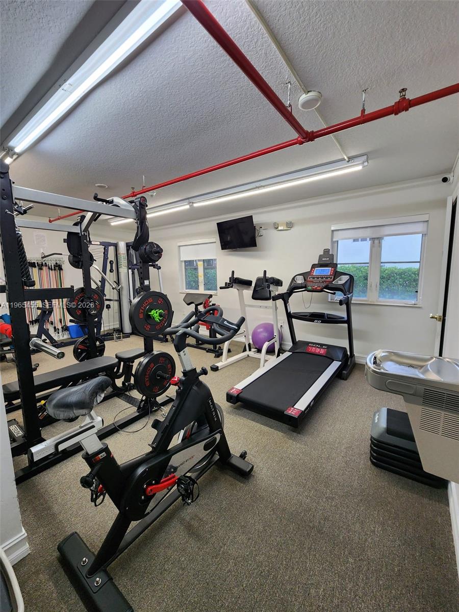 VILLA ISABELLA CONDO - Residential