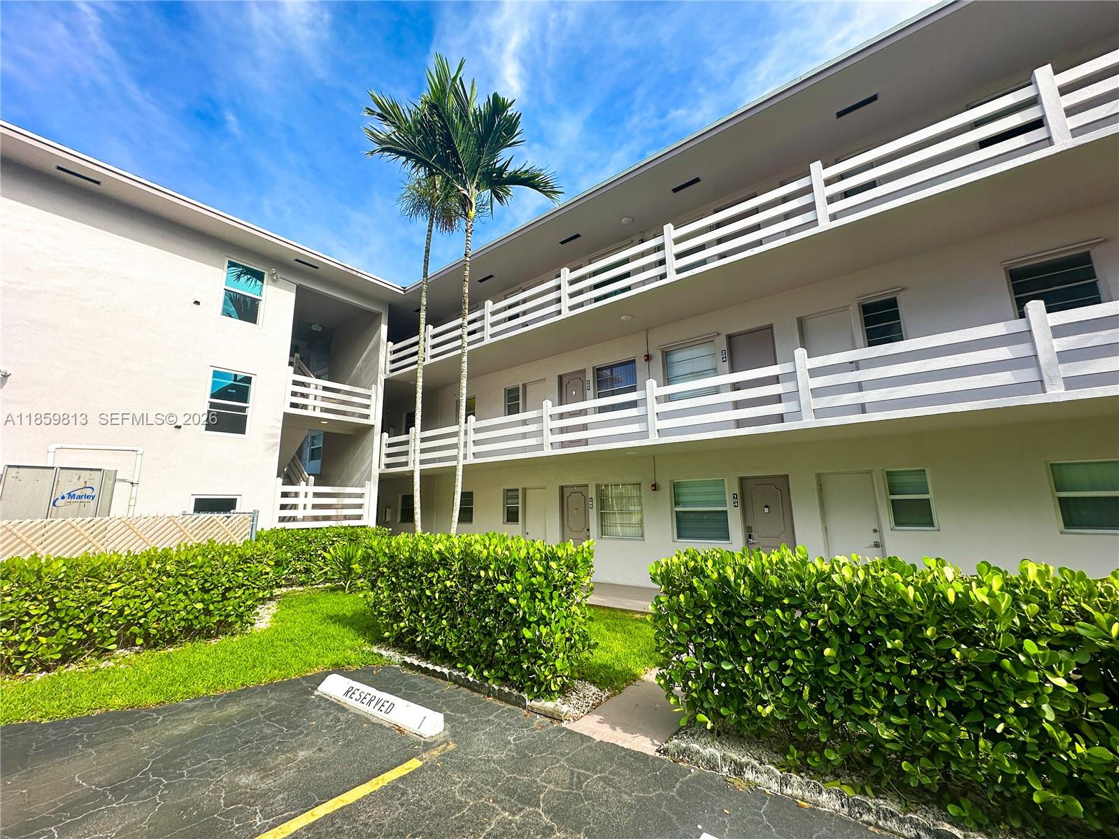 GOLDEN ISLES CONDO APTS - Residential