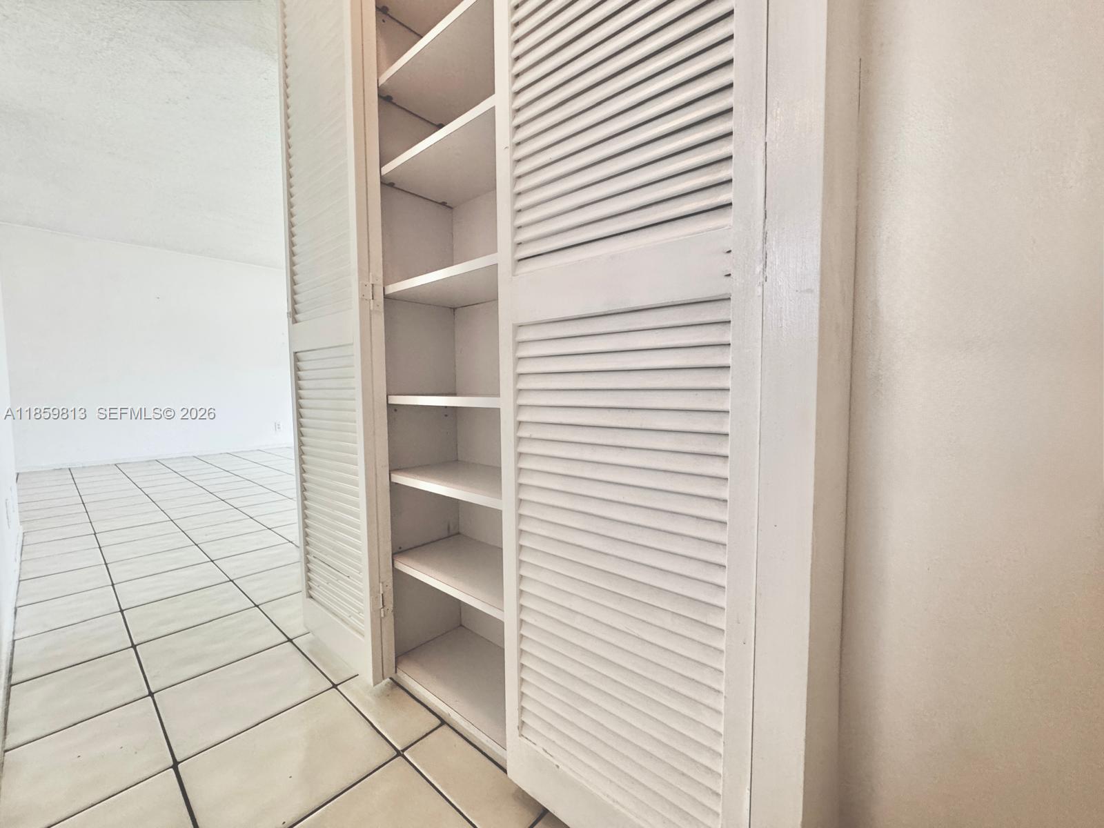 GOLDEN ISLES CONDO APTS - Residential
