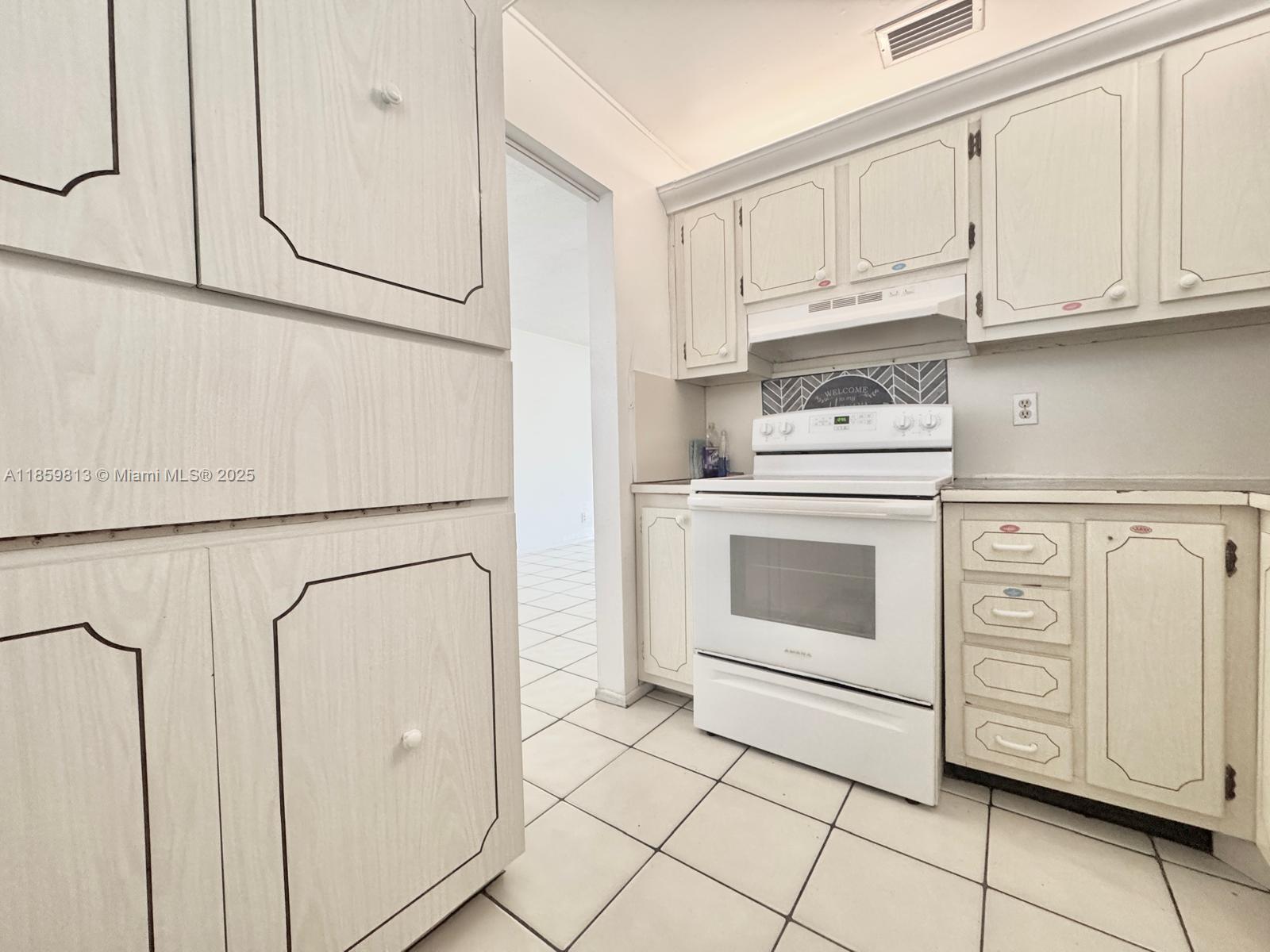 GOLDEN ISLES CONDO APTS - Residential