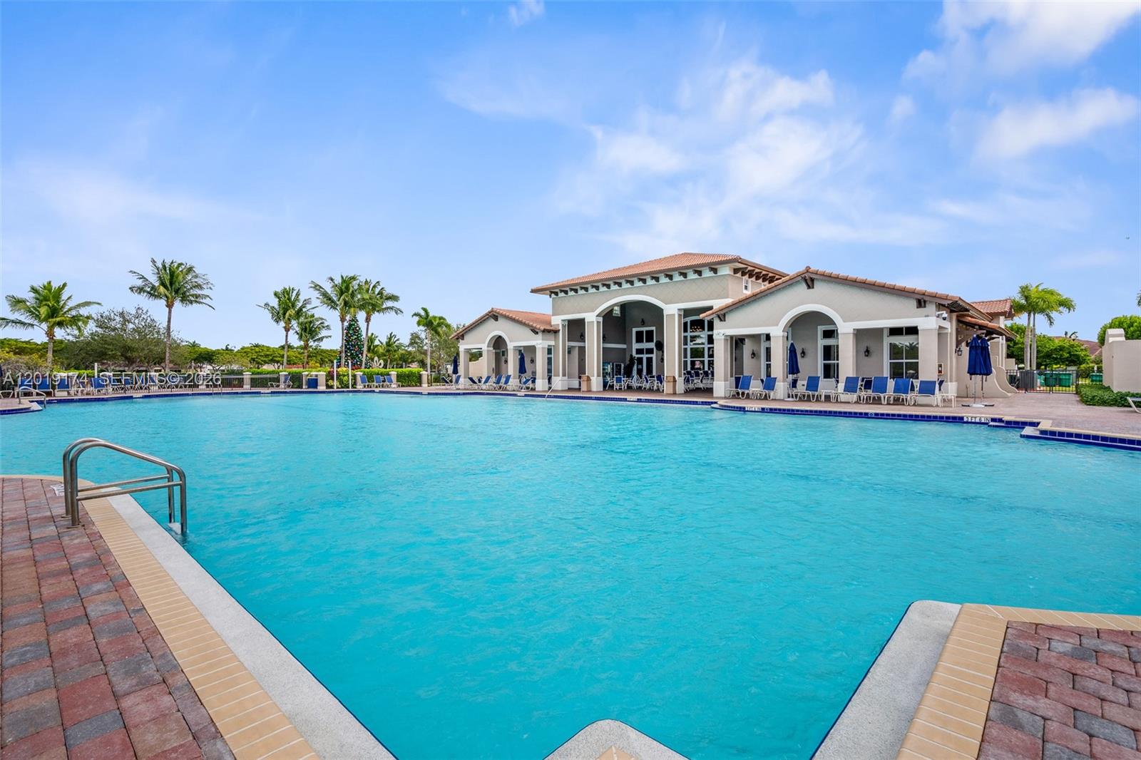 LAKES BY THE BAY EVE REPL - Residential
