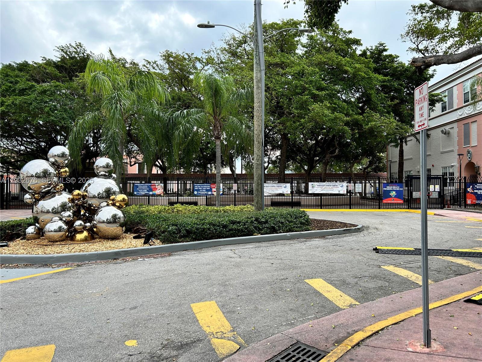 ESPANOLA WAY VILLAS CONDO - Residential