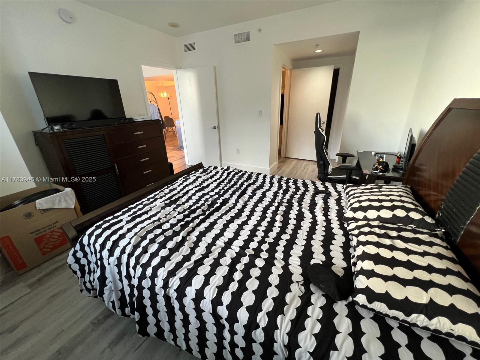 SLADE CONDO - Residential Lease