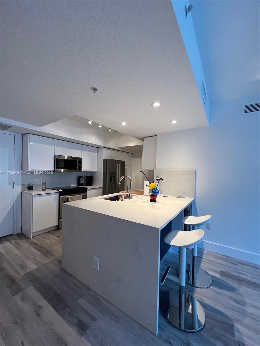 SLADE CONDO - Residential Lease