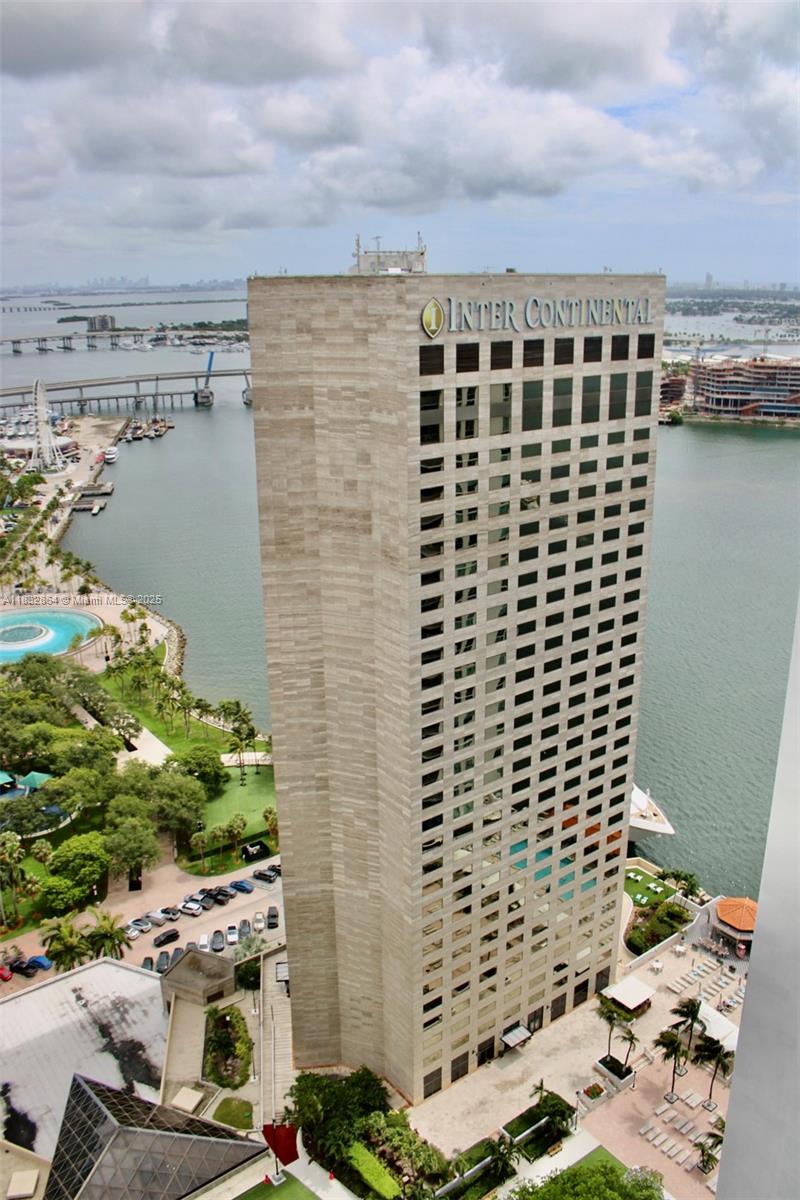 ONE MIAMI WEST CONDO - Residential Lease