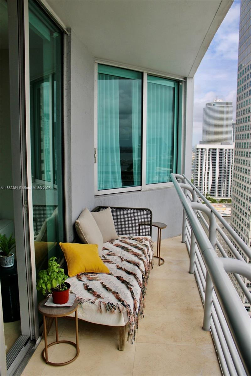ONE MIAMI WEST CONDO - Residential Lease
