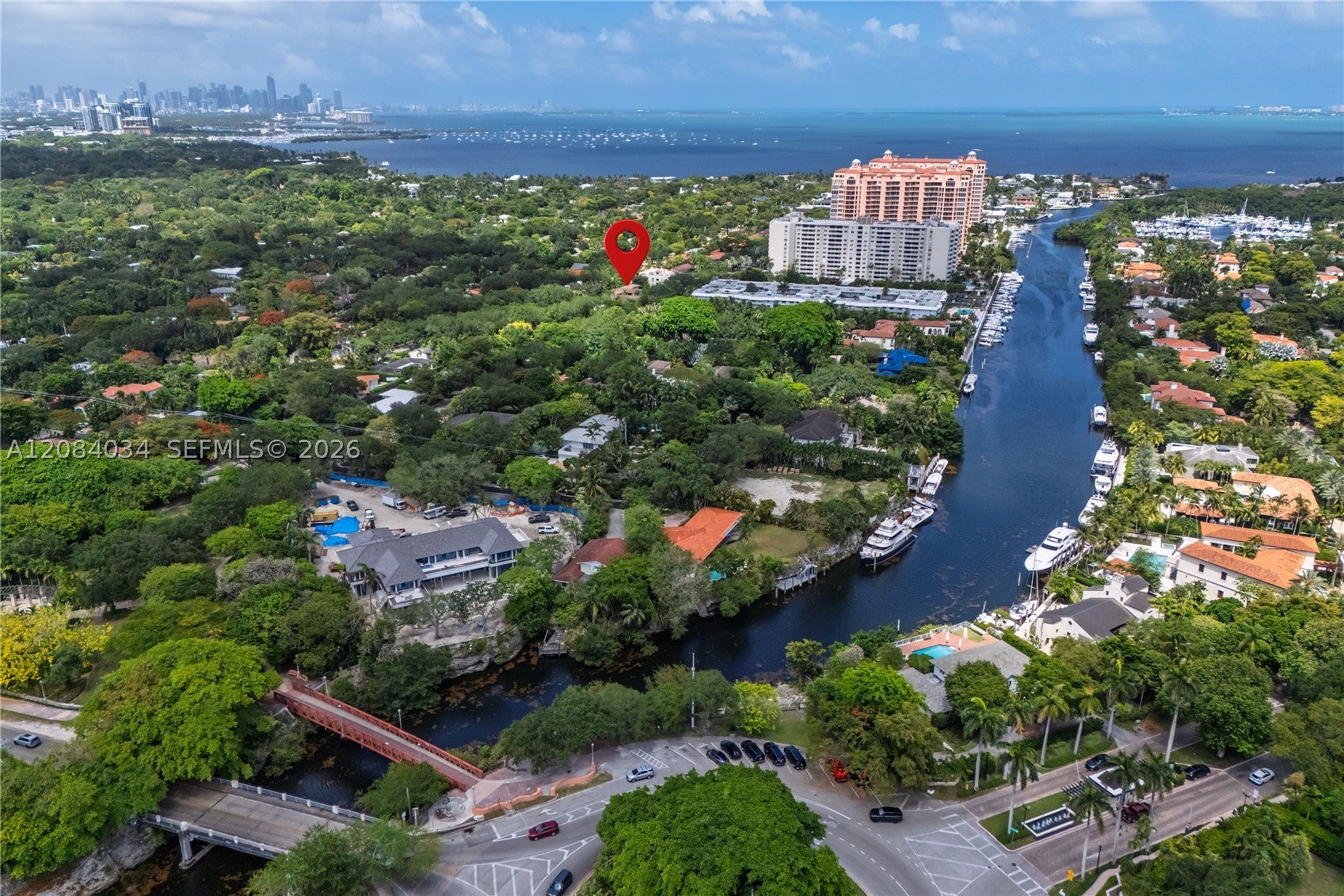 125 Edgewater Dr 14