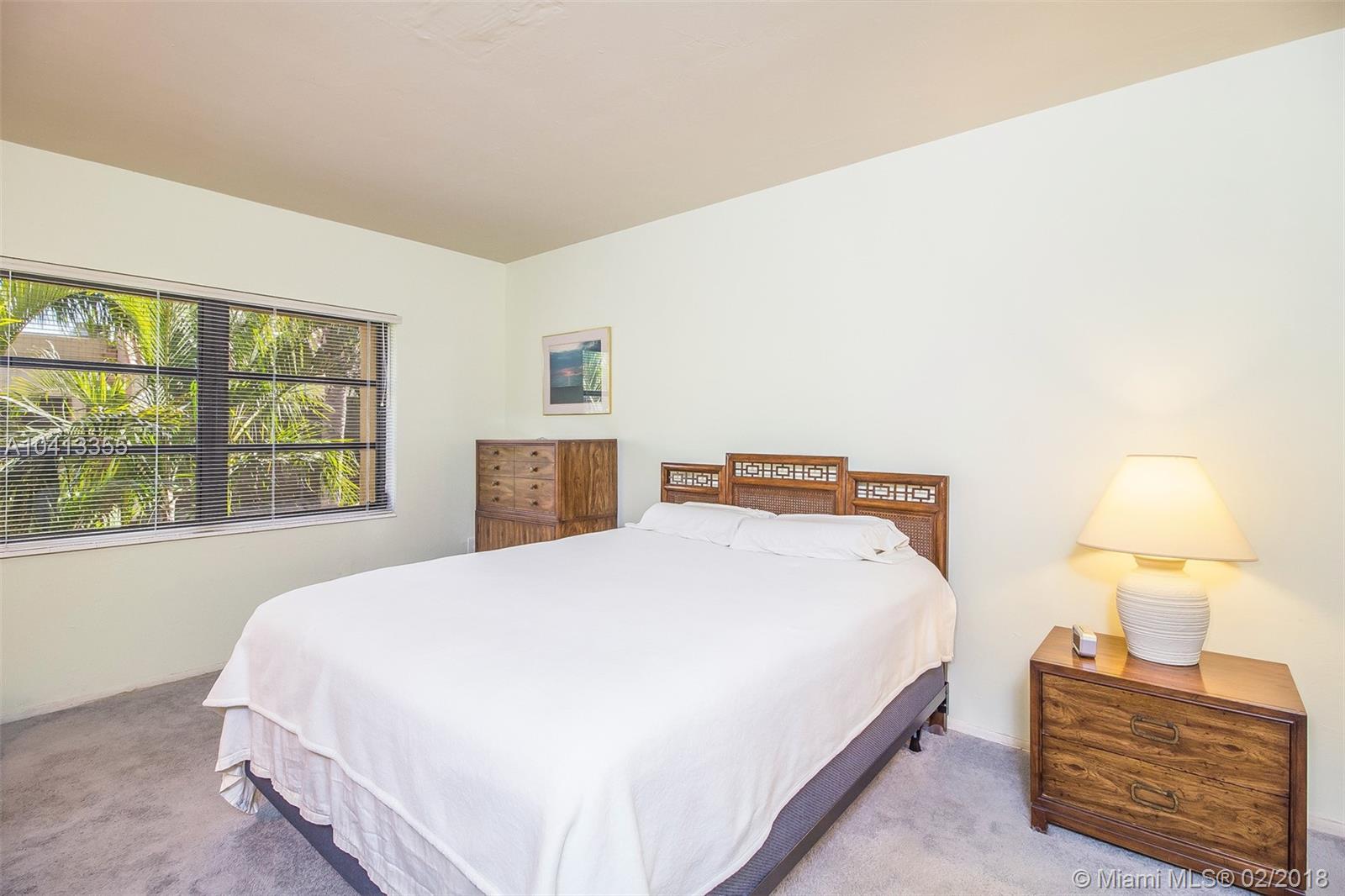 VENETIAN PALMS CONDO - Residential