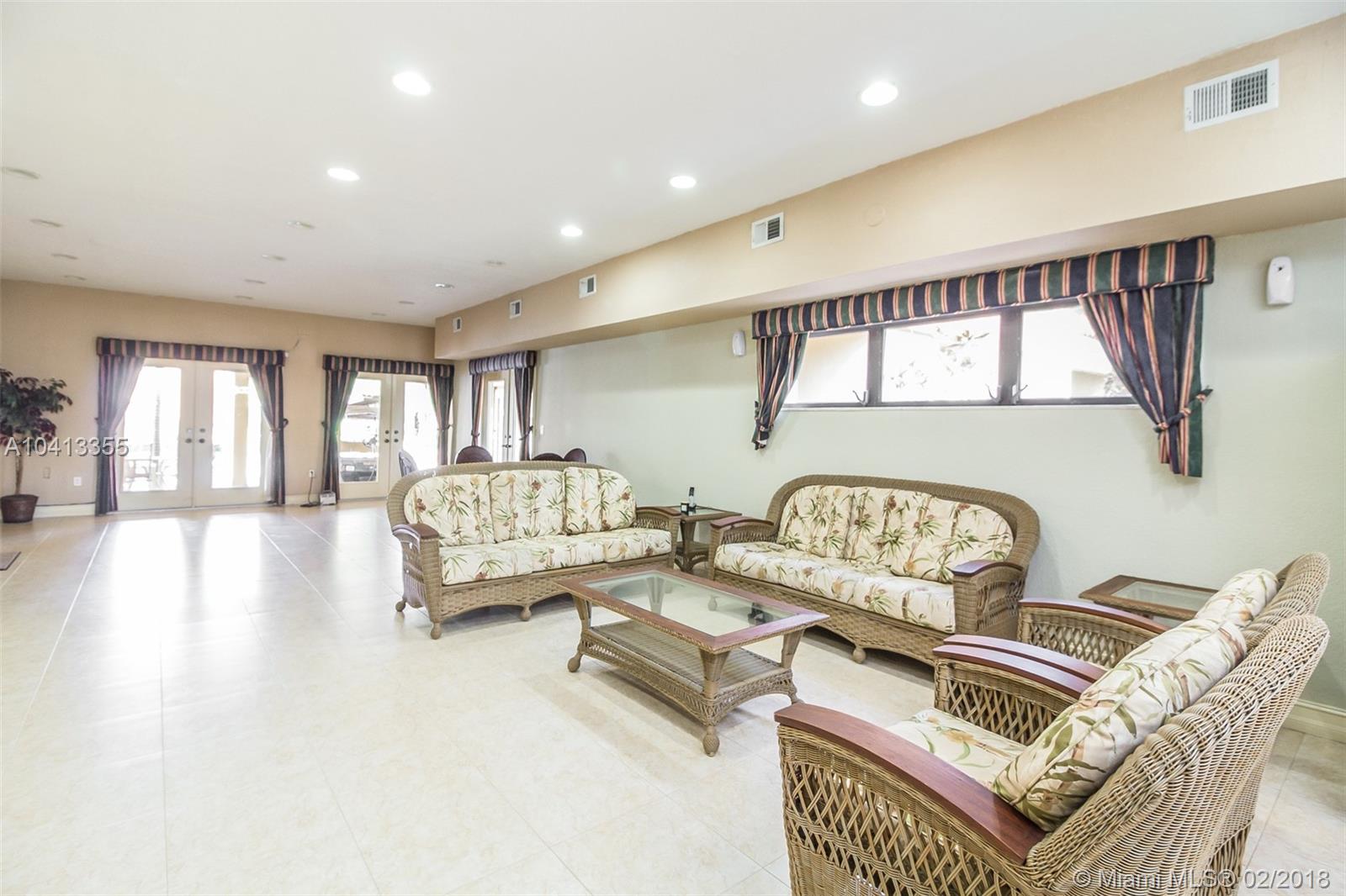 VENETIAN PALMS CONDO - Residential