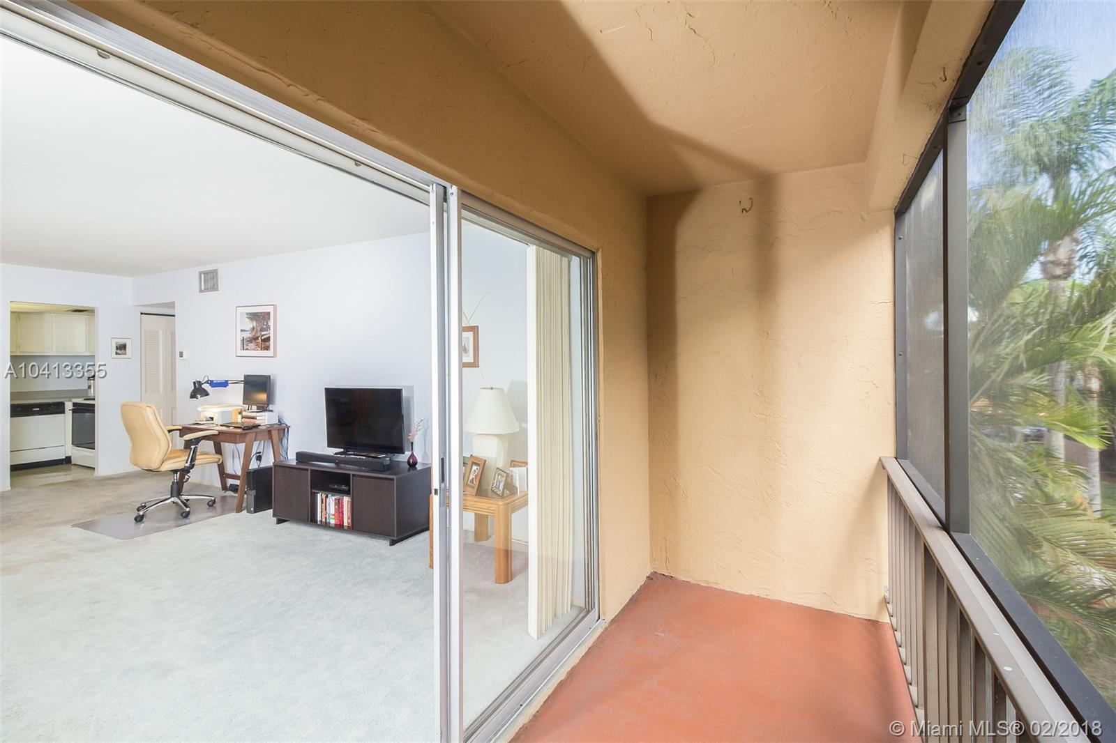 VENETIAN PALMS CONDO - Residential