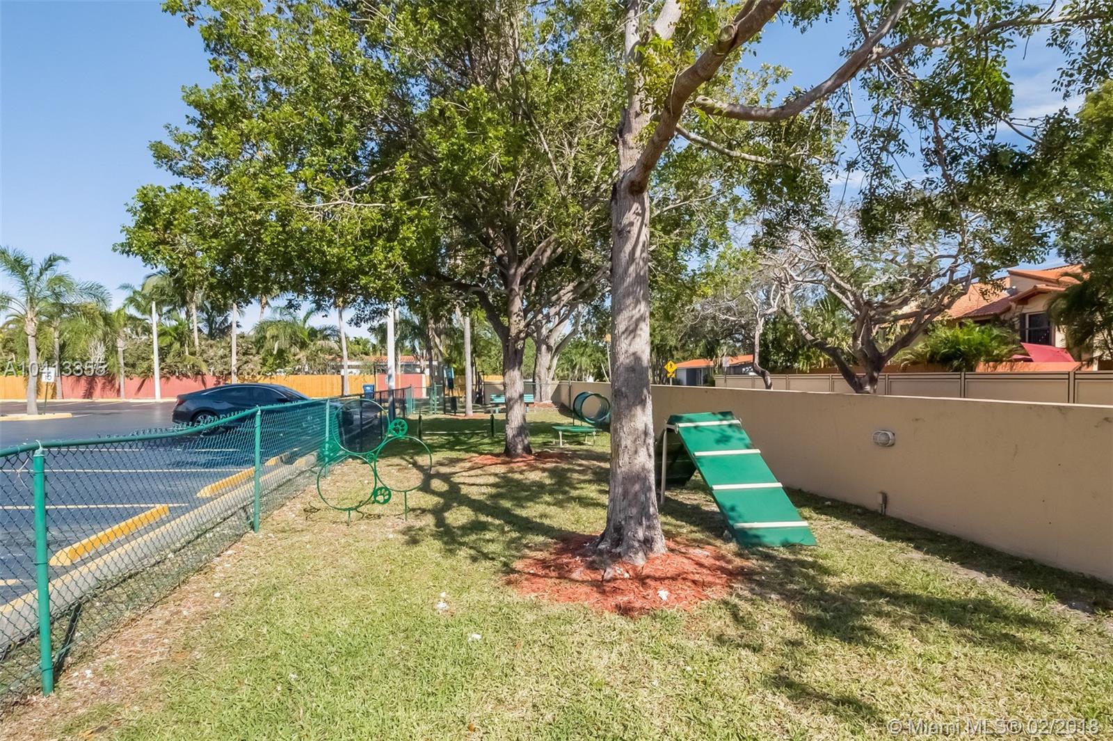 VENETIAN PALMS CONDO - Residential