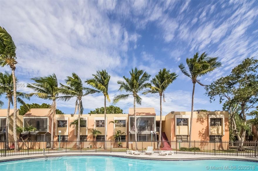 Excellent location! Rarely available large 845 sq ft 1 bedroom in Venetian Palms near the new Whole Foods and Continental Park. Conveniently close to public transportation, 826W, US1, the Busway, shoppes and dining in the Pinecrest/Dadeland area. 2nd floor unit has screened balcony w/interior garden view of palm trees and manicured walkways. Large walk in master closet and Trane AC, ready for new owner updating. Great investment opportunity! On-site management and security with pool, clubhouse and pet park.