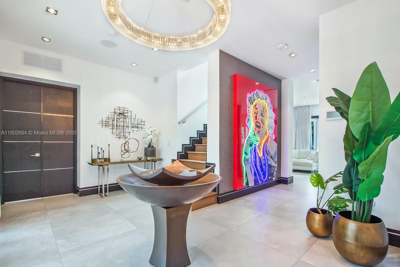 AMD PLAT OF SUNSET LAKE S - Residential Lease