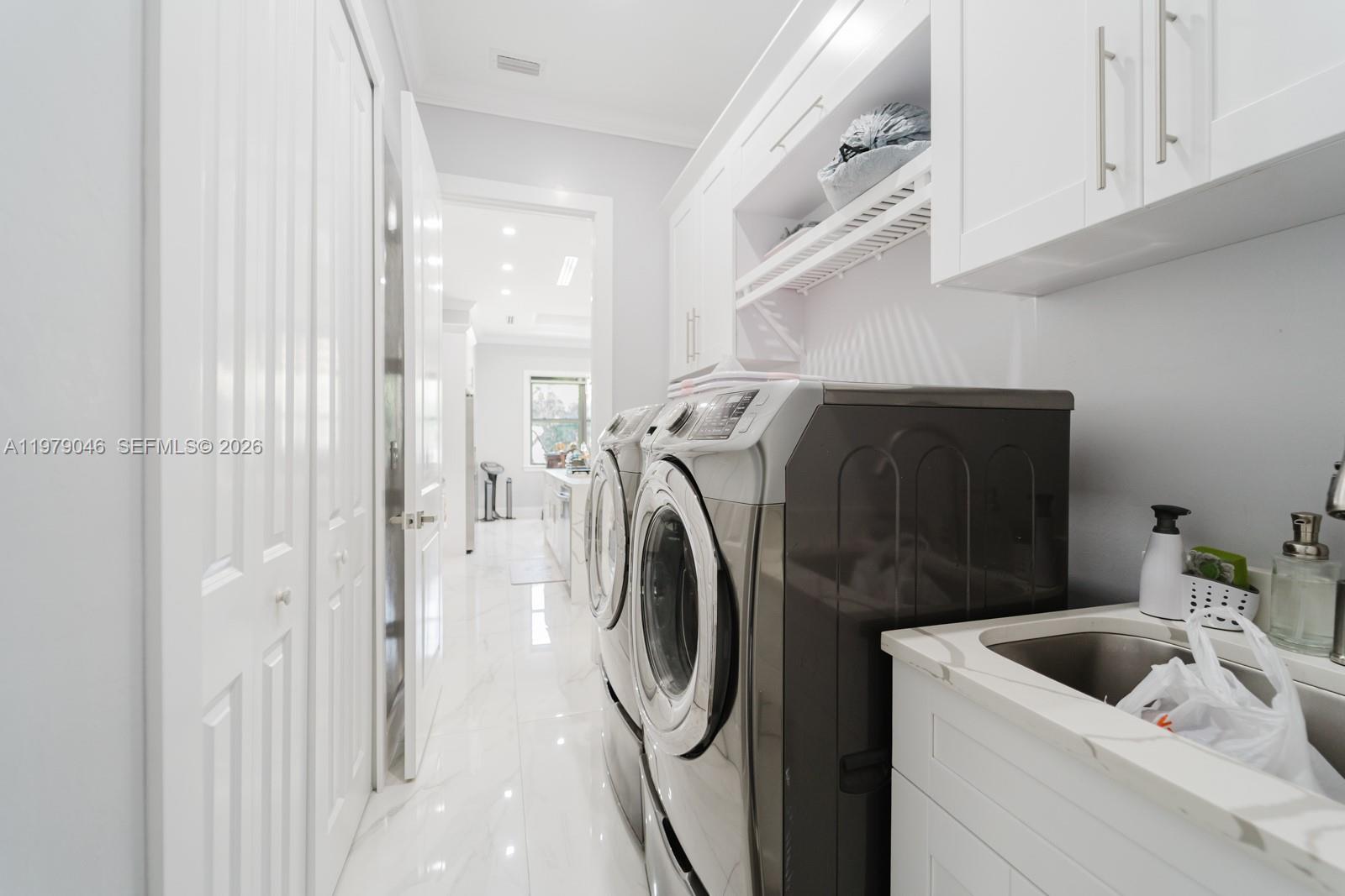 GOLDEN GATE EST UNIT 37 - Residential