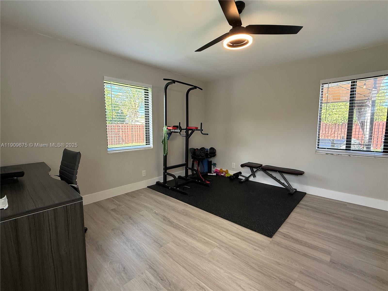 HOLLYWOOD HILLS - Residential Lease