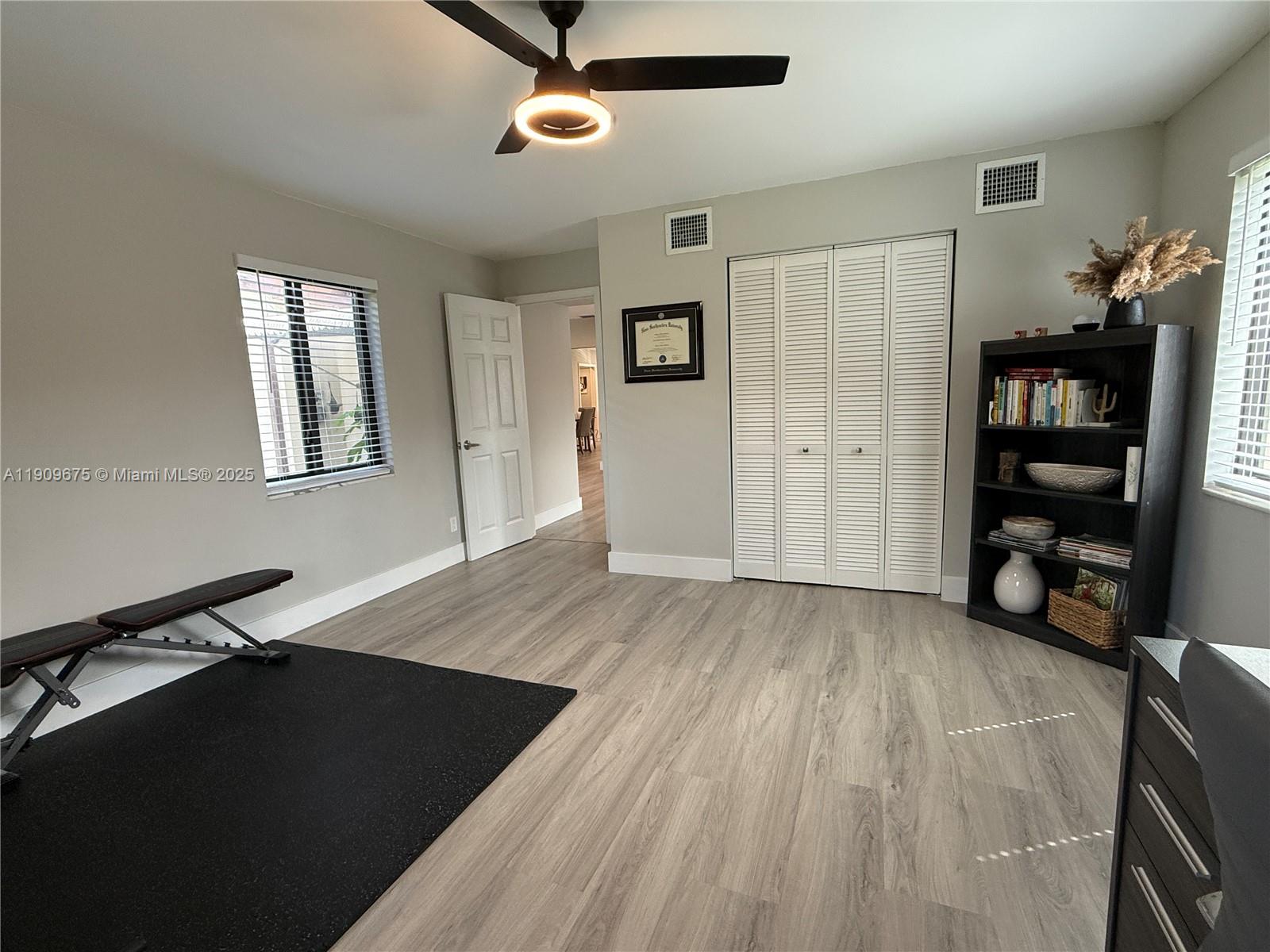 HOLLYWOOD HILLS - Residential Lease