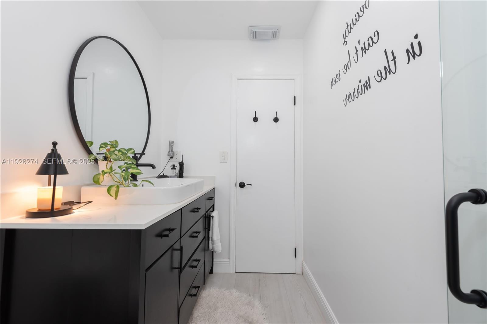 DEVON AIRE ESTATES SEC 1 - Residential