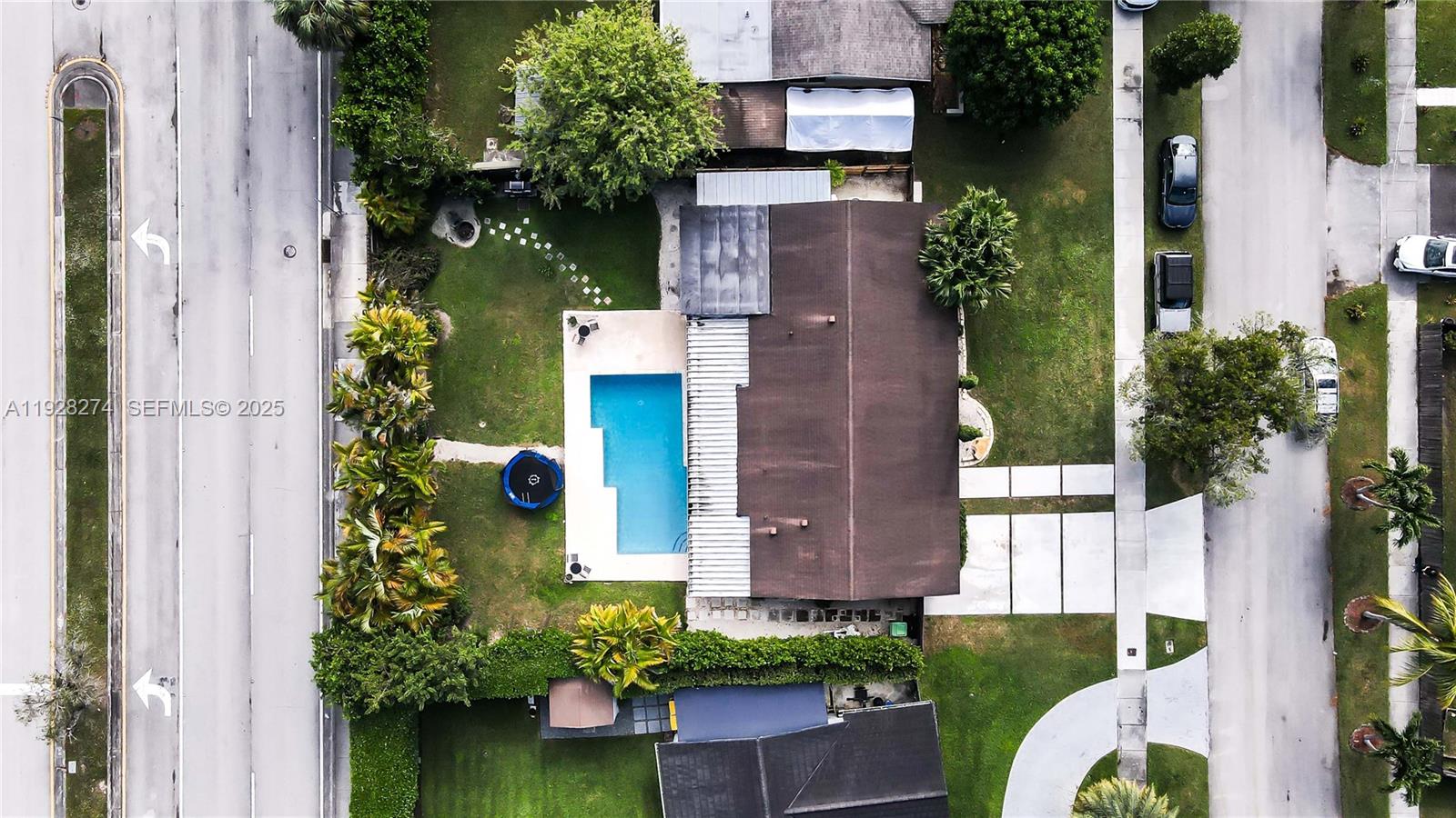 DEVON AIRE ESTATES SEC 1 - Residential