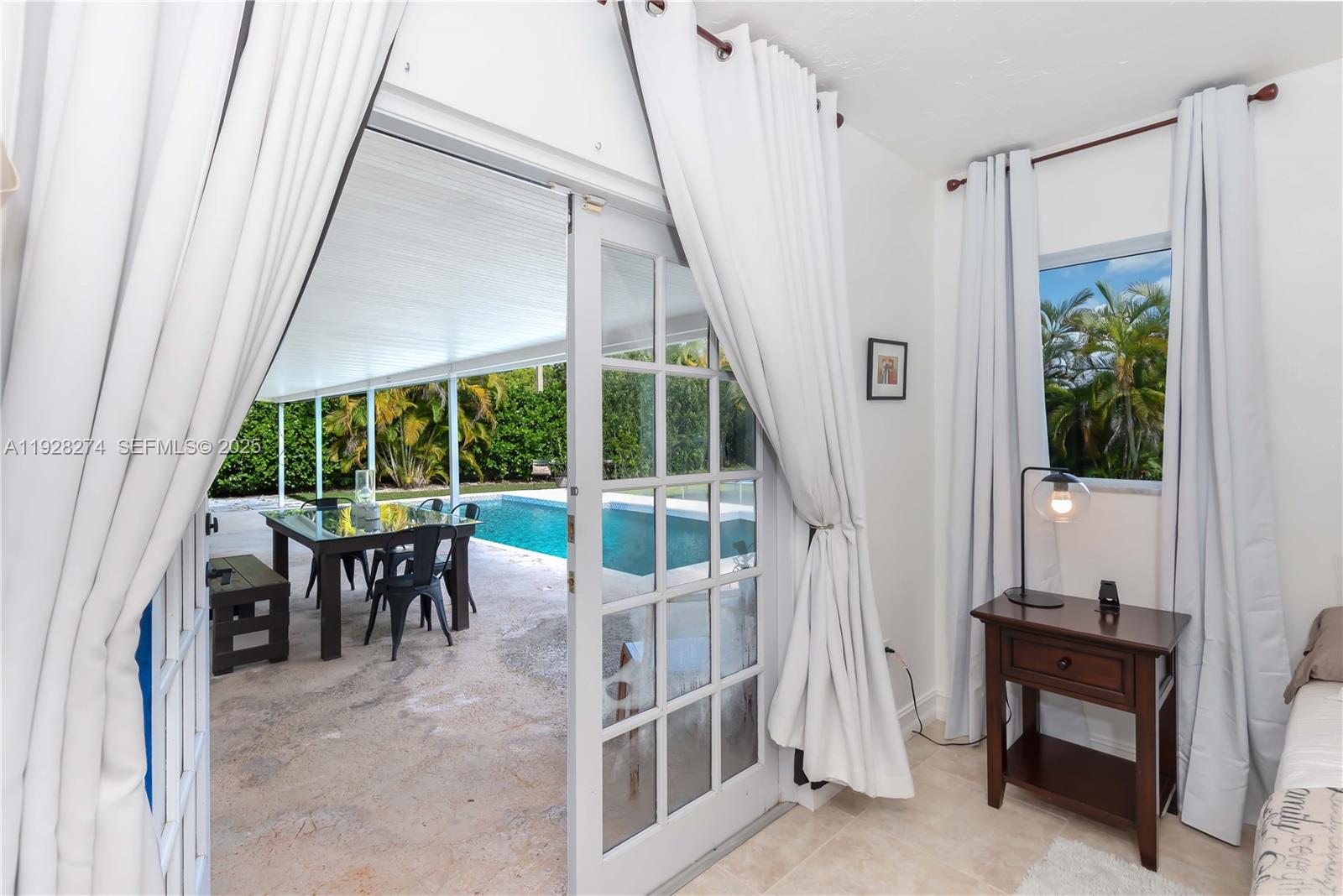 DEVON AIRE ESTATES SEC 1 - Residential