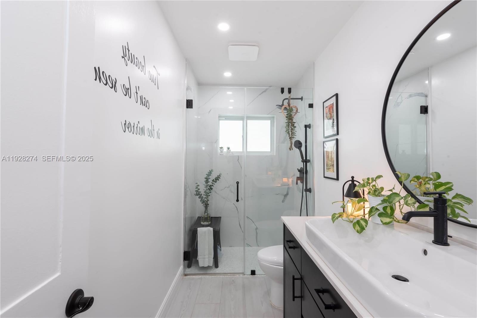 DEVON AIRE ESTATES SEC 1 - Residential