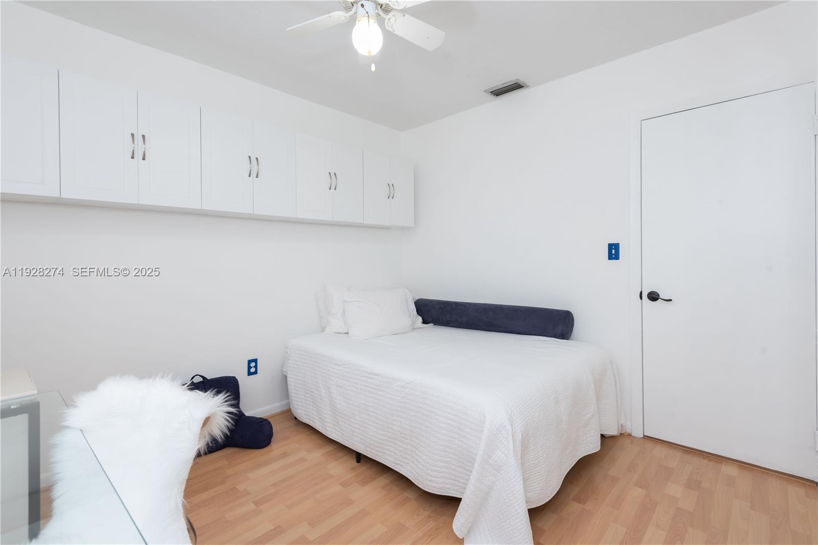 DEVON AIRE ESTATES SEC 1 - Residential