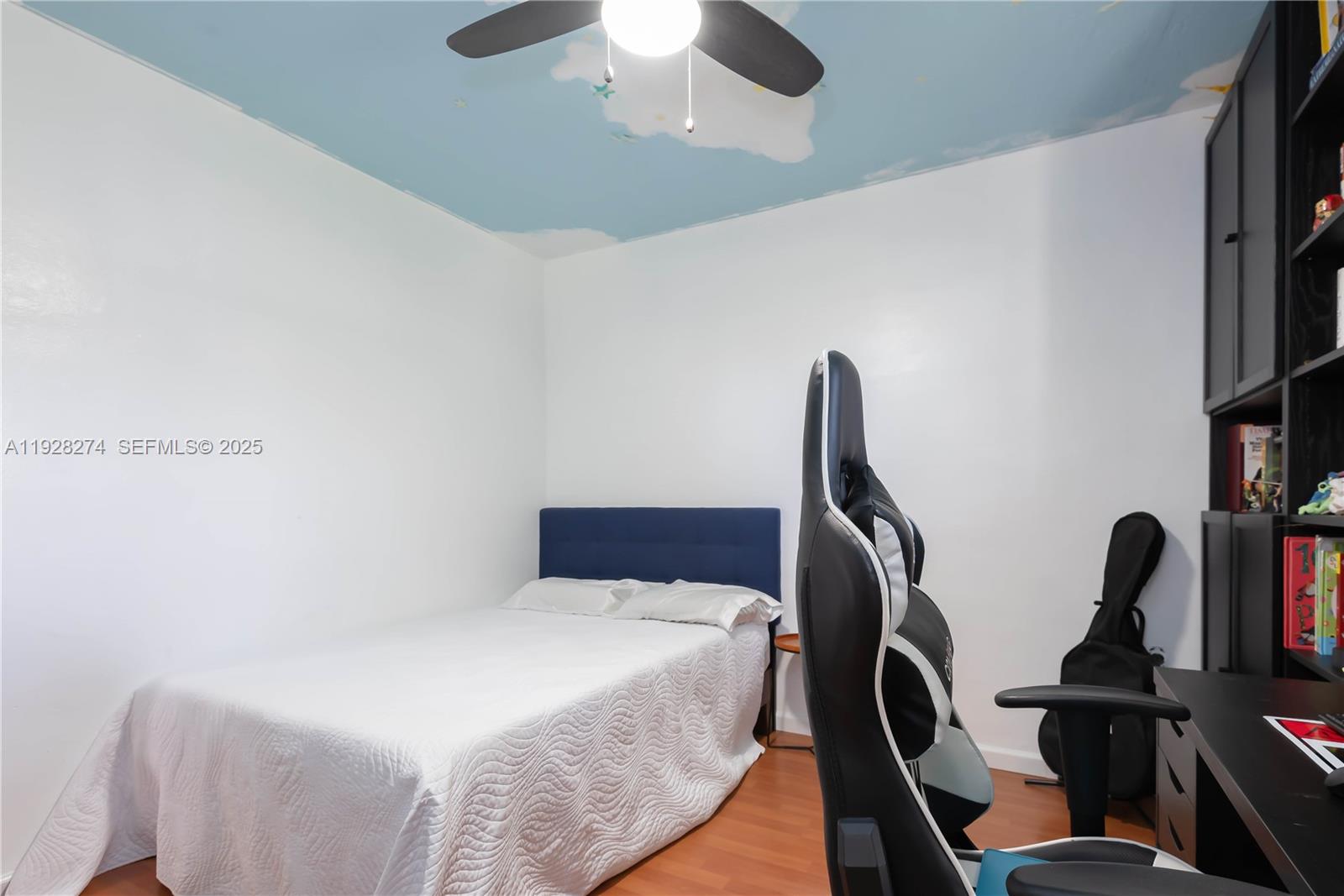 DEVON AIRE ESTATES SEC 1 - Residential