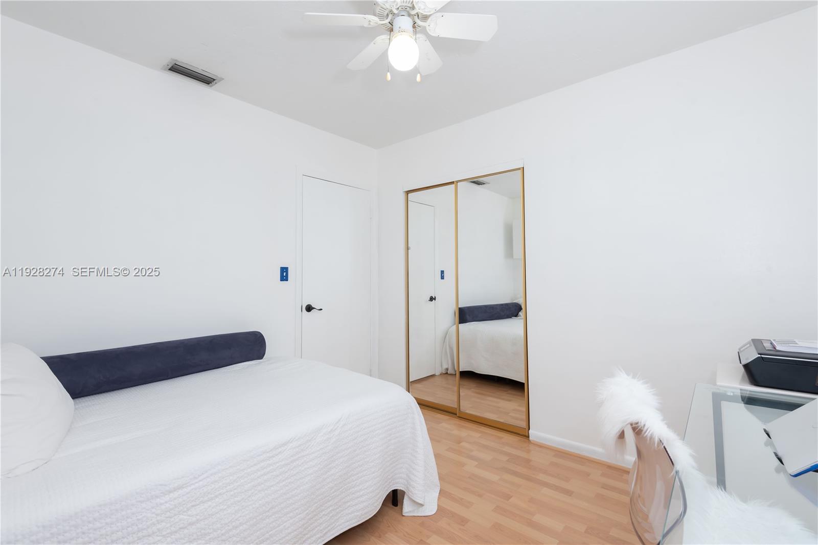 DEVON AIRE ESTATES SEC 1 - Residential