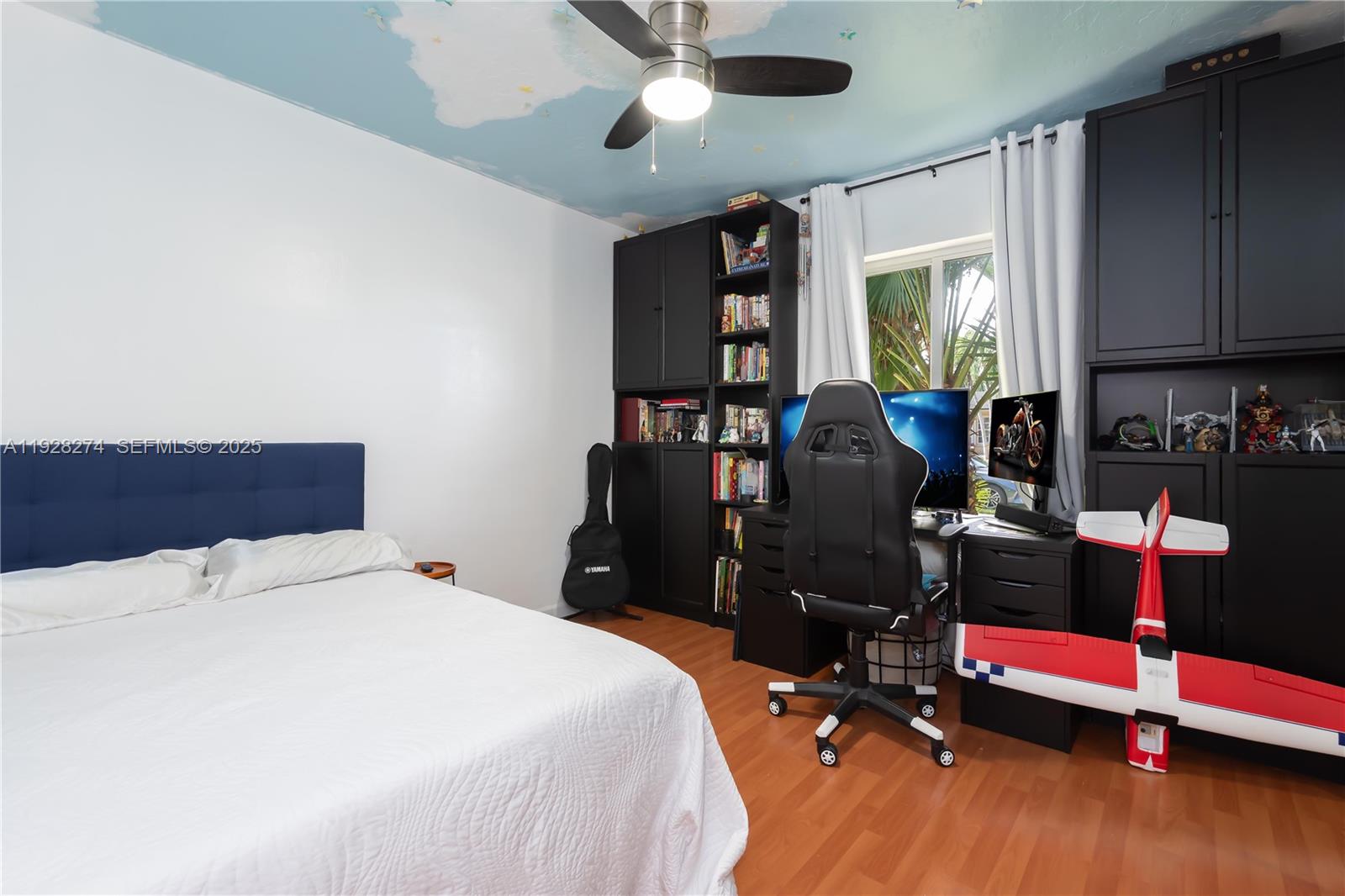 DEVON AIRE ESTATES SEC 1 - Residential