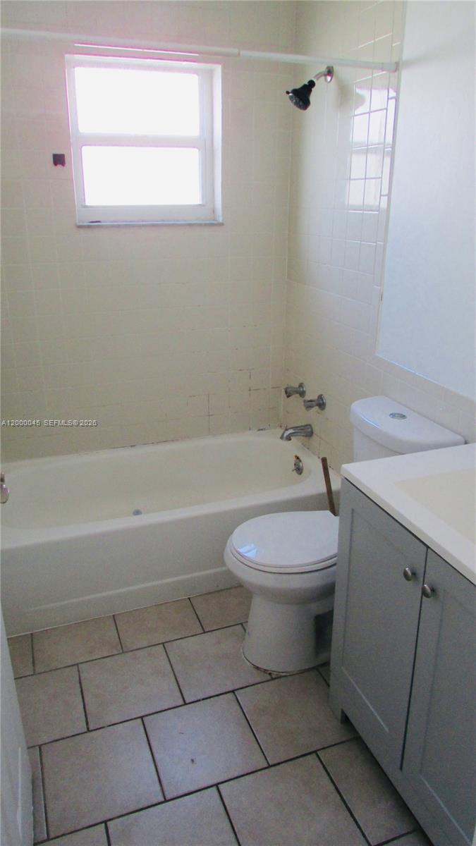 CANNONGATE 4 - Residential