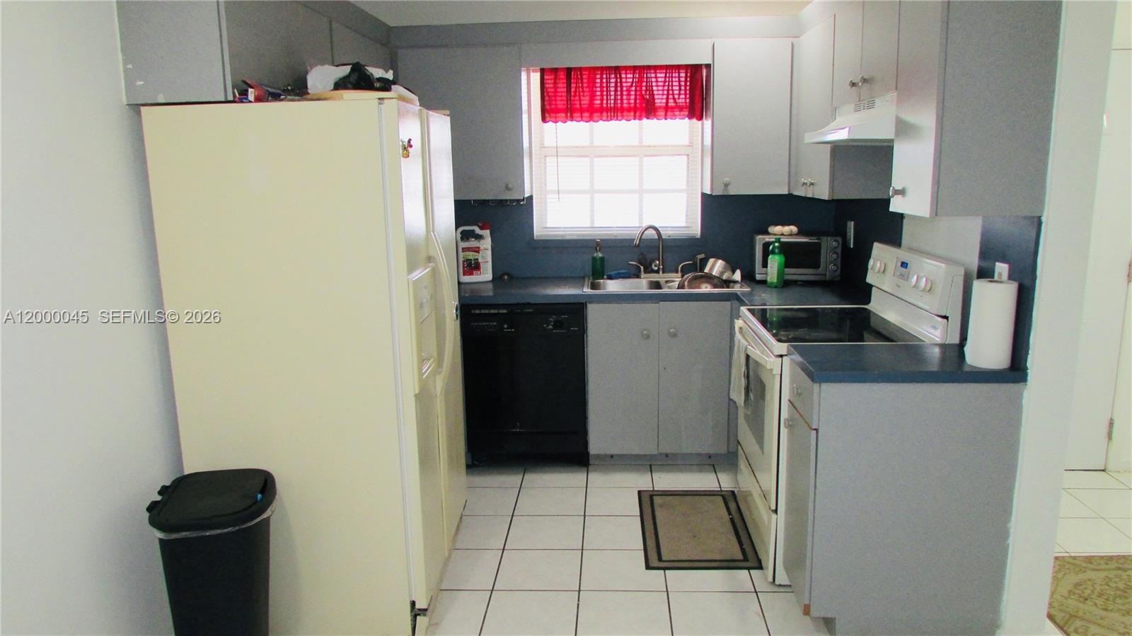 CANNONGATE 4 - Residential