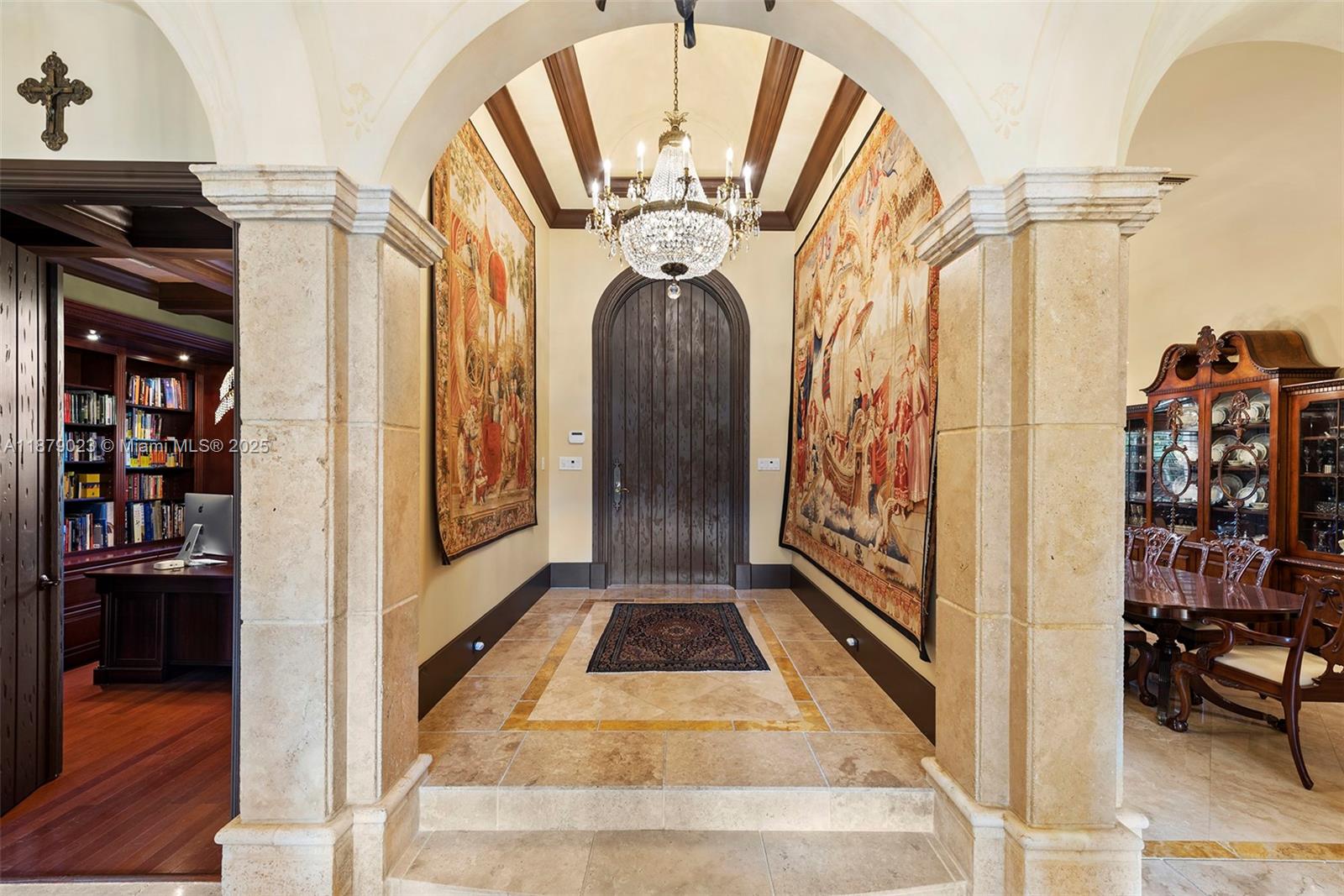 CANEROS OAK - Residential