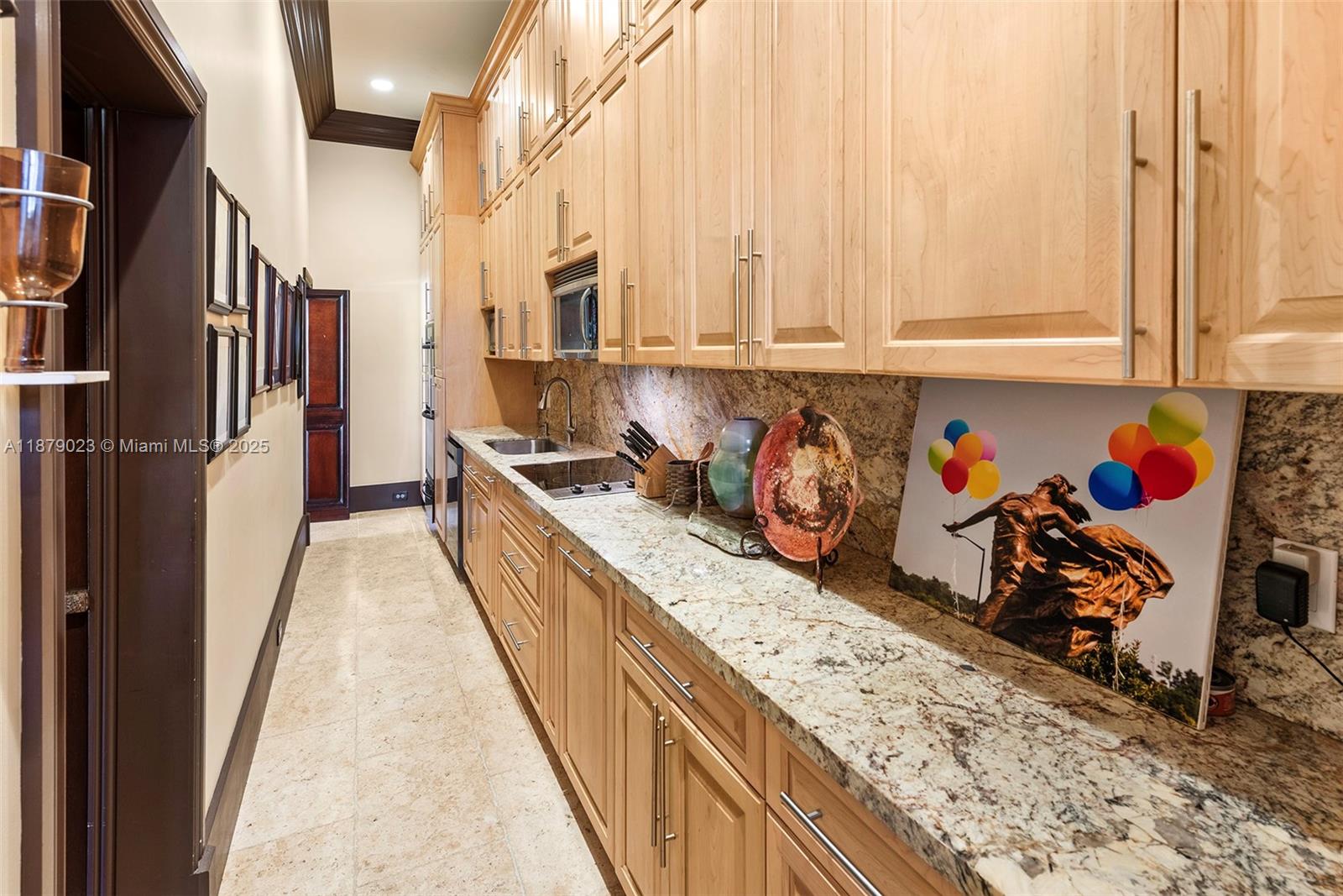 CANEROS OAK - Residential