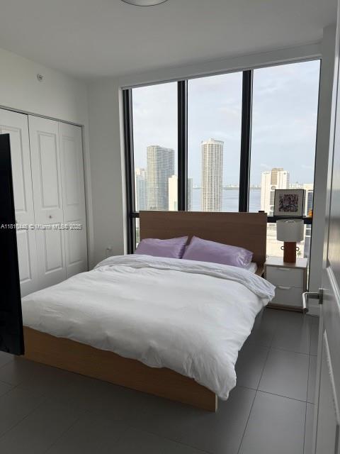 CANVAS CONDO - Residential Lease