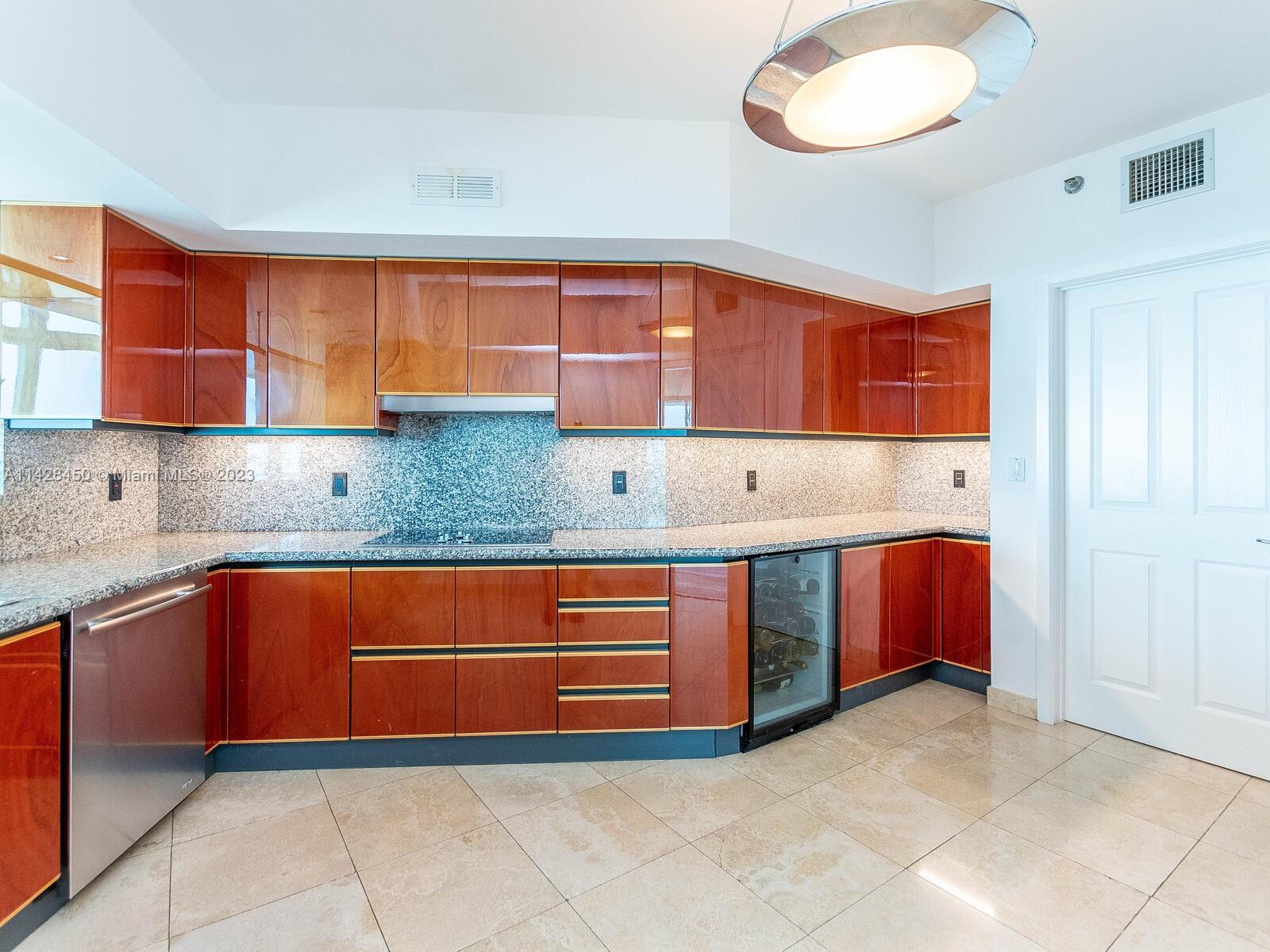 BRISTOL TOWER CONDO - Residential