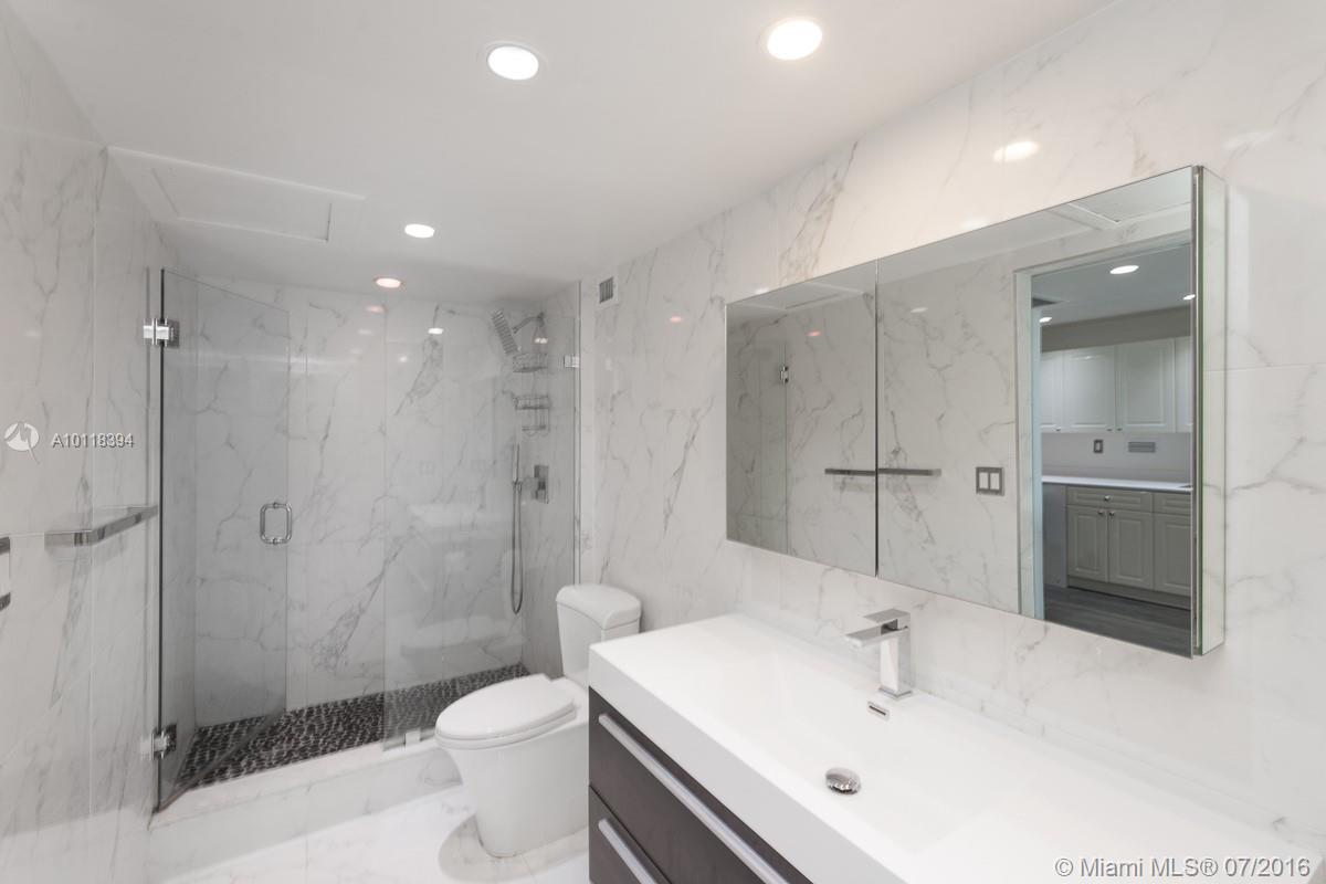 Roney Palace Condo - Residential Lease