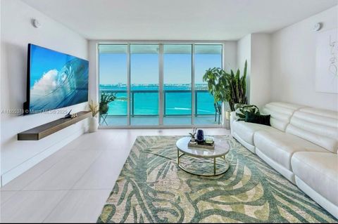 1800 N Bayshore Dr 3707 Miami FL 33132