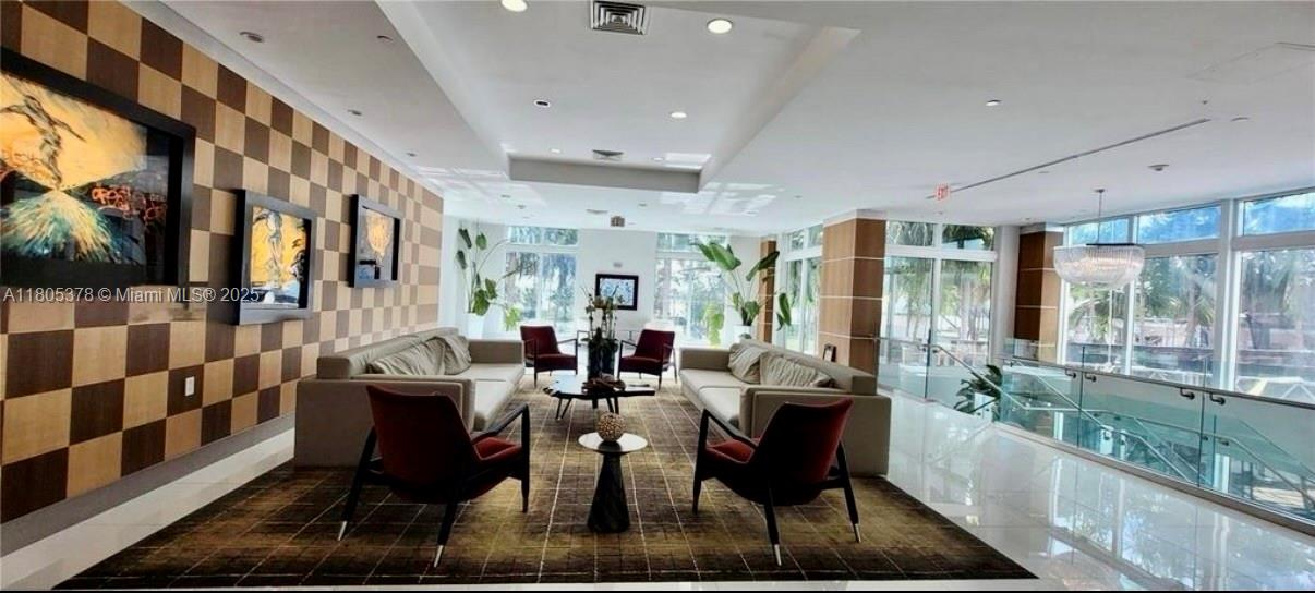 1800 CLUB CONDO - Residential
