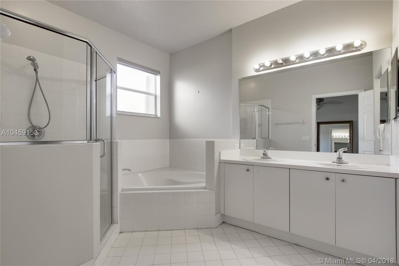 LAKES BY THE BAY CEE - Residential