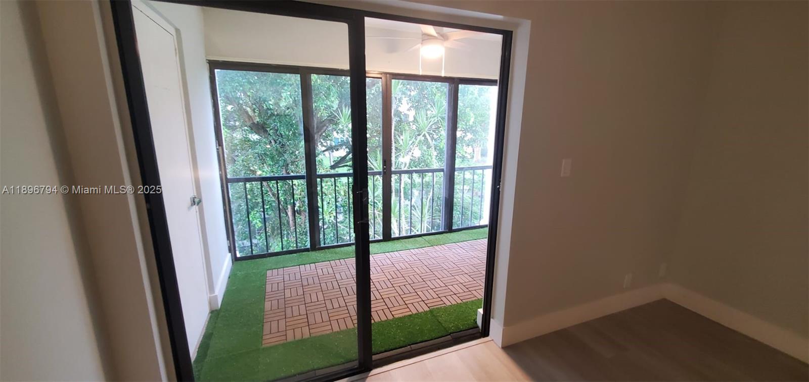 BUILDING FOUR OF RACQUET - Residential Lease