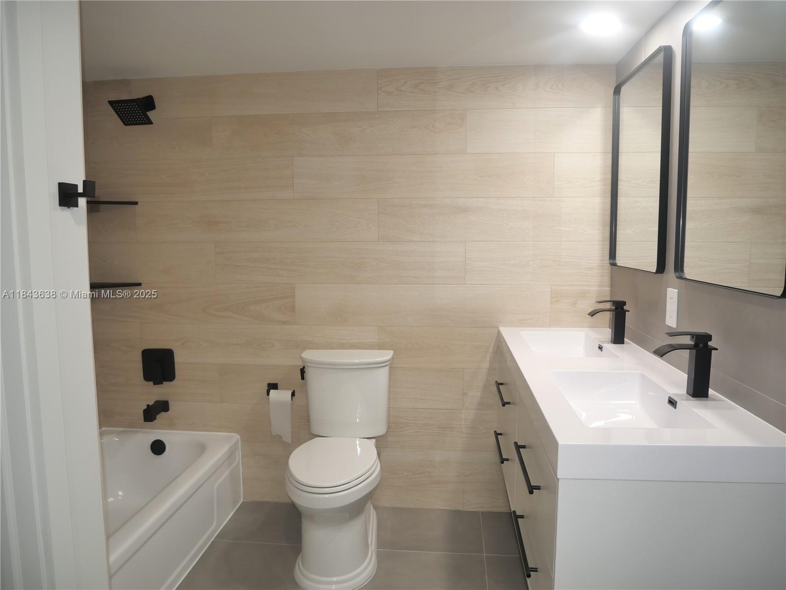 NO 51 PALM-AIRE COUNTRY C - Residential