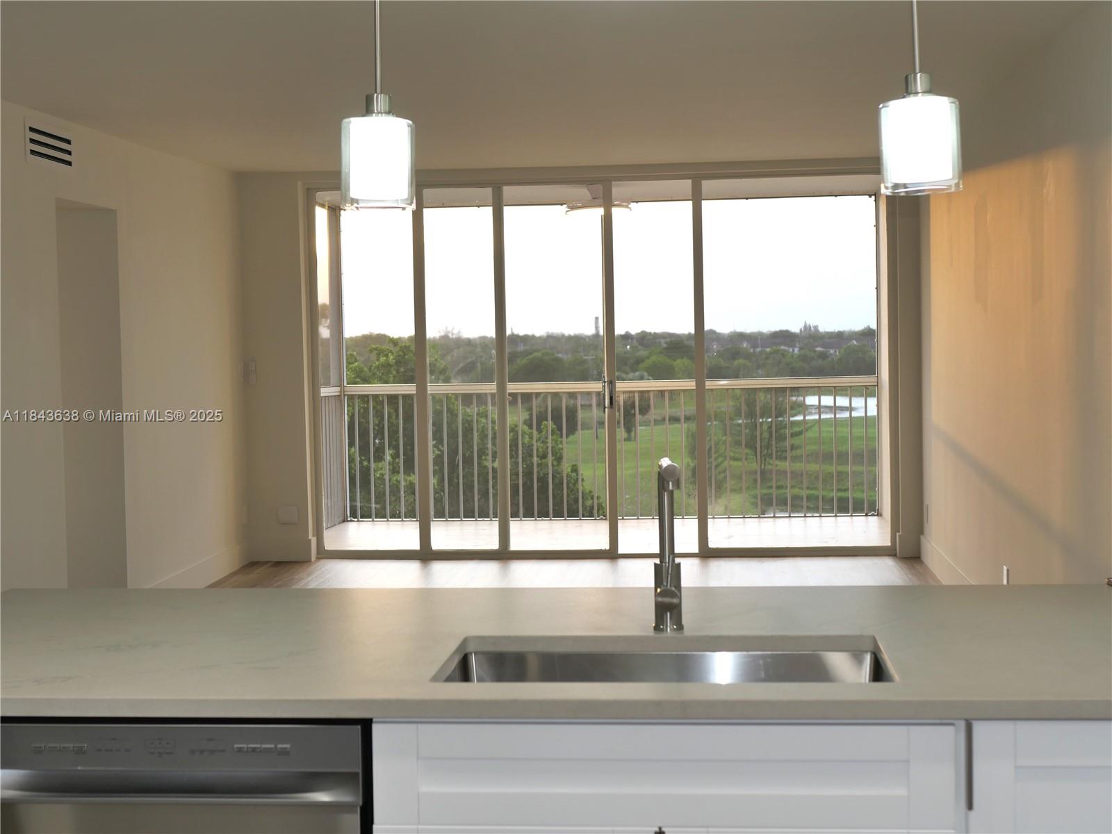 NO 51 PALM-AIRE COUNTRY C - Residential