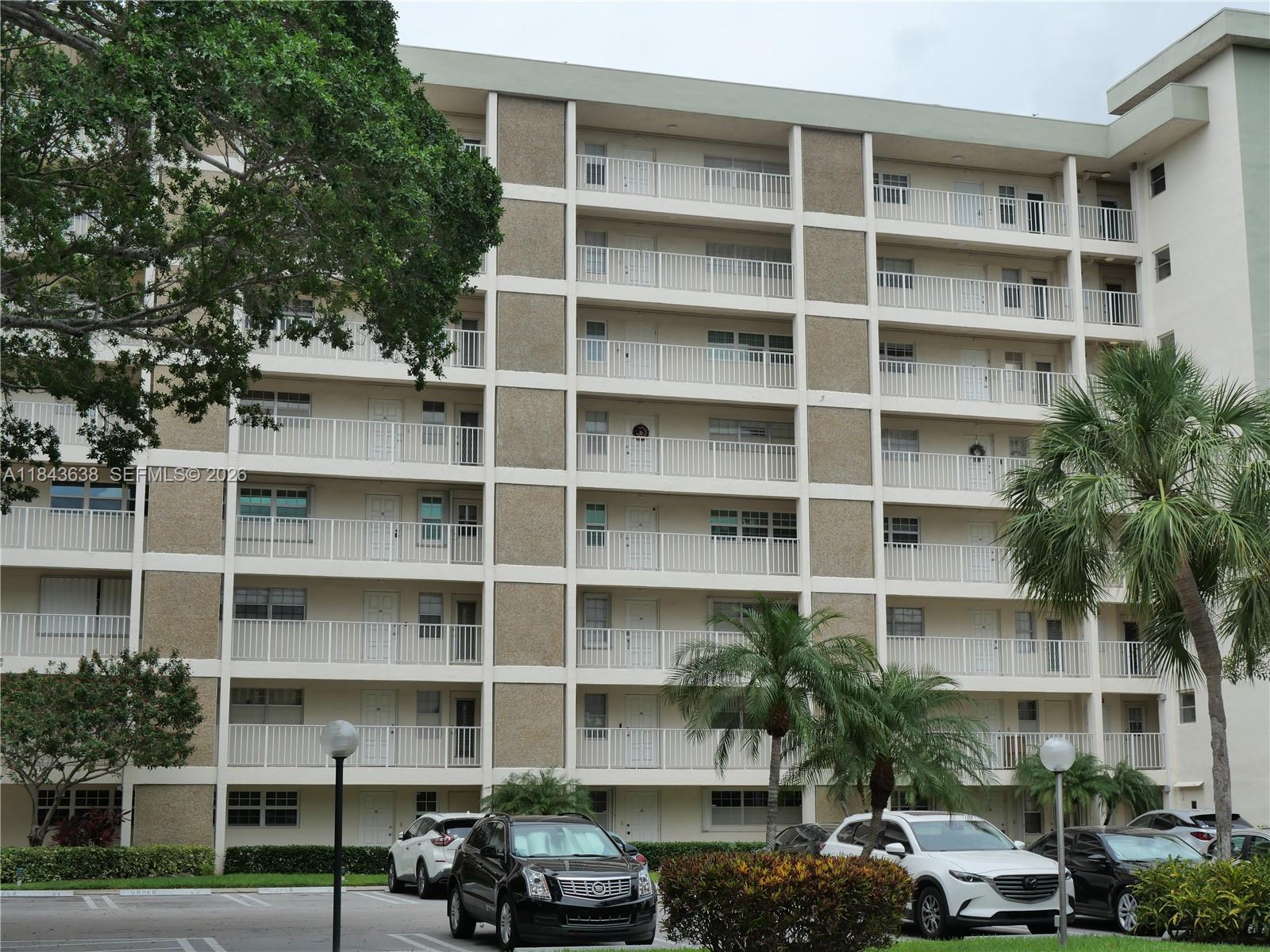NO 51 PALM-AIRE COUNTRY C - Residential