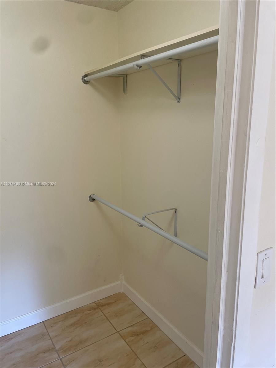 HERON POND CONDO - Residential Lease