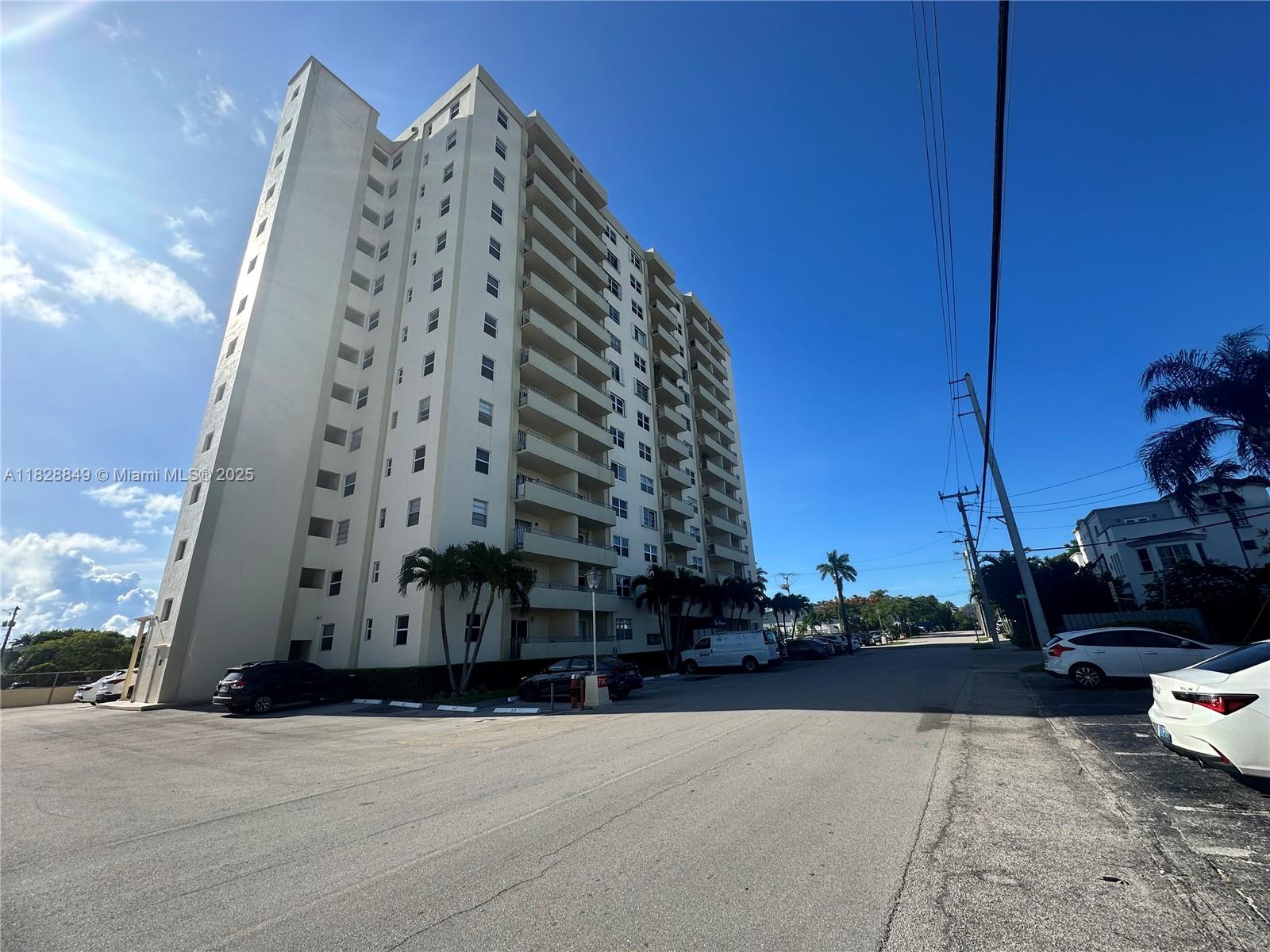 VICTORIA PARK TOWER CONDO - Residential