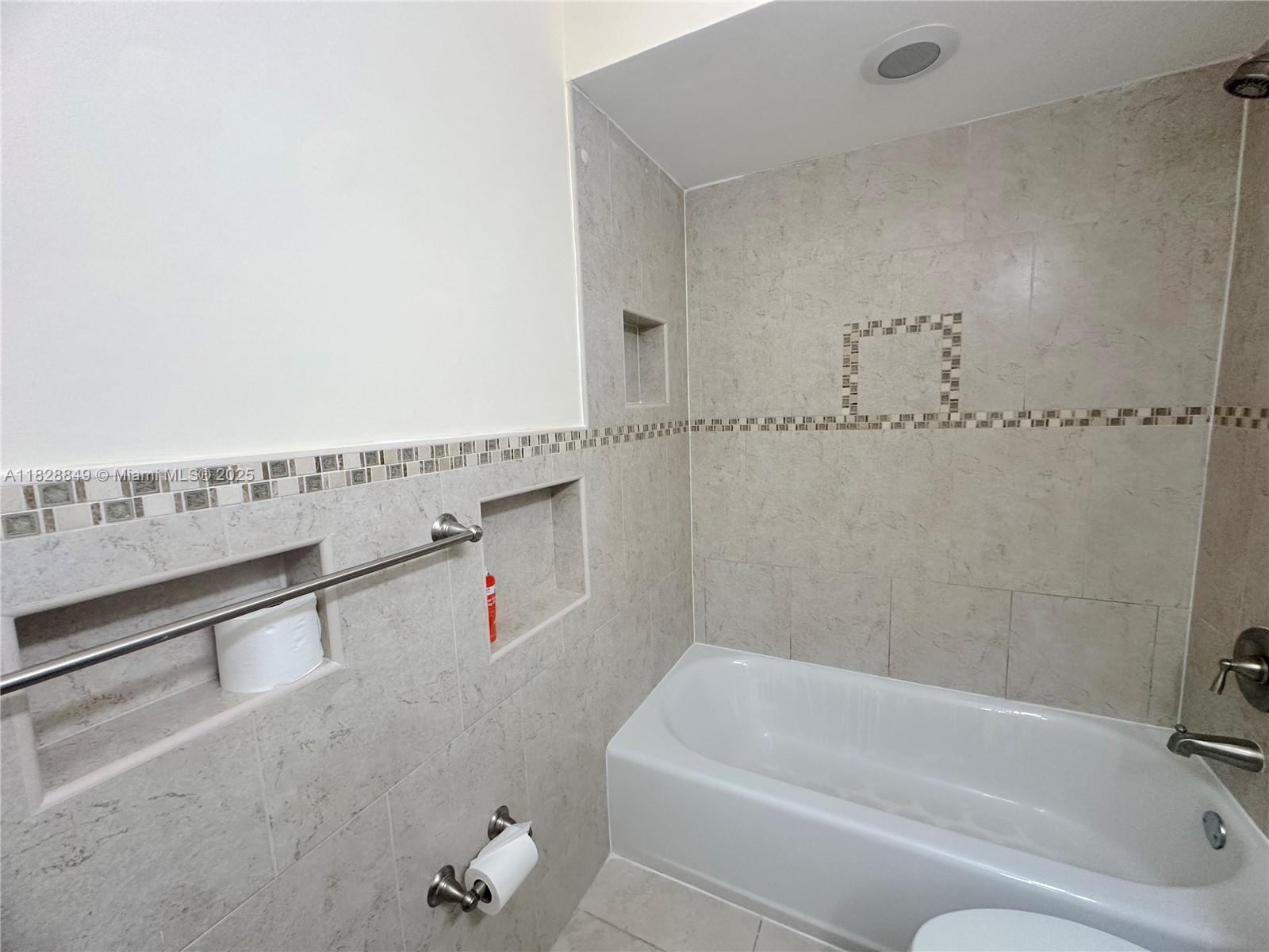 VICTORIA PARK TOWER CONDO - Residential