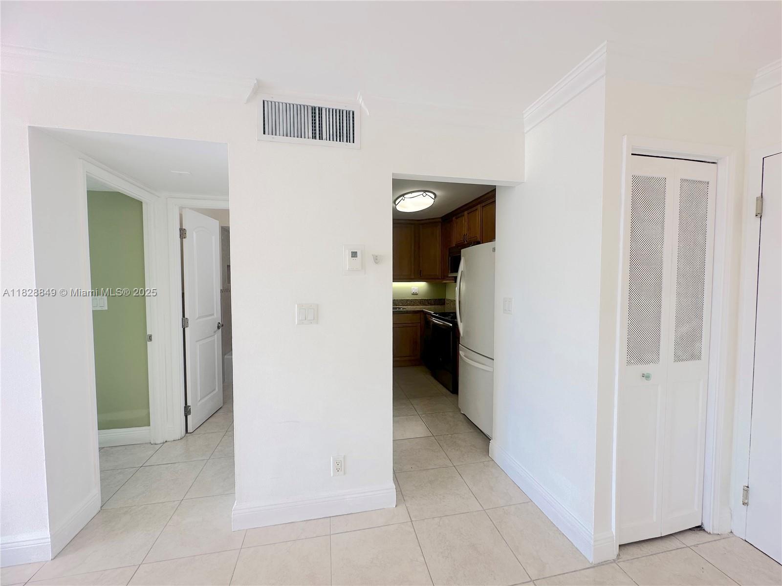 VICTORIA PARK TOWER CONDO - Residential