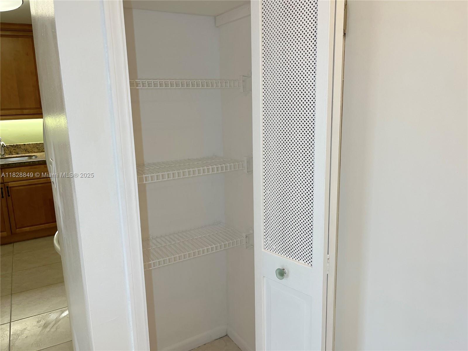 VICTORIA PARK TOWER CONDO - Residential