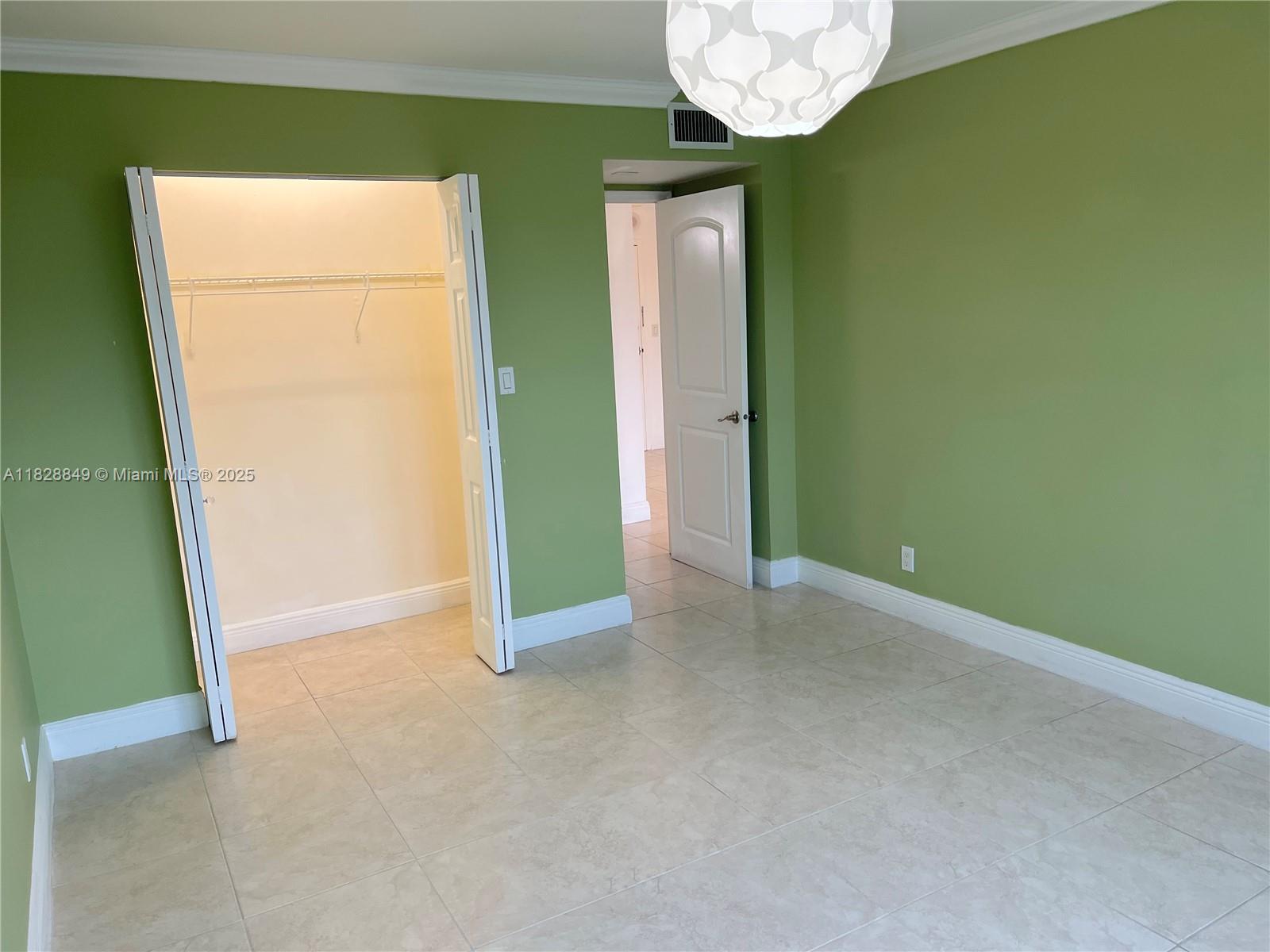 VICTORIA PARK TOWER CONDO - Residential