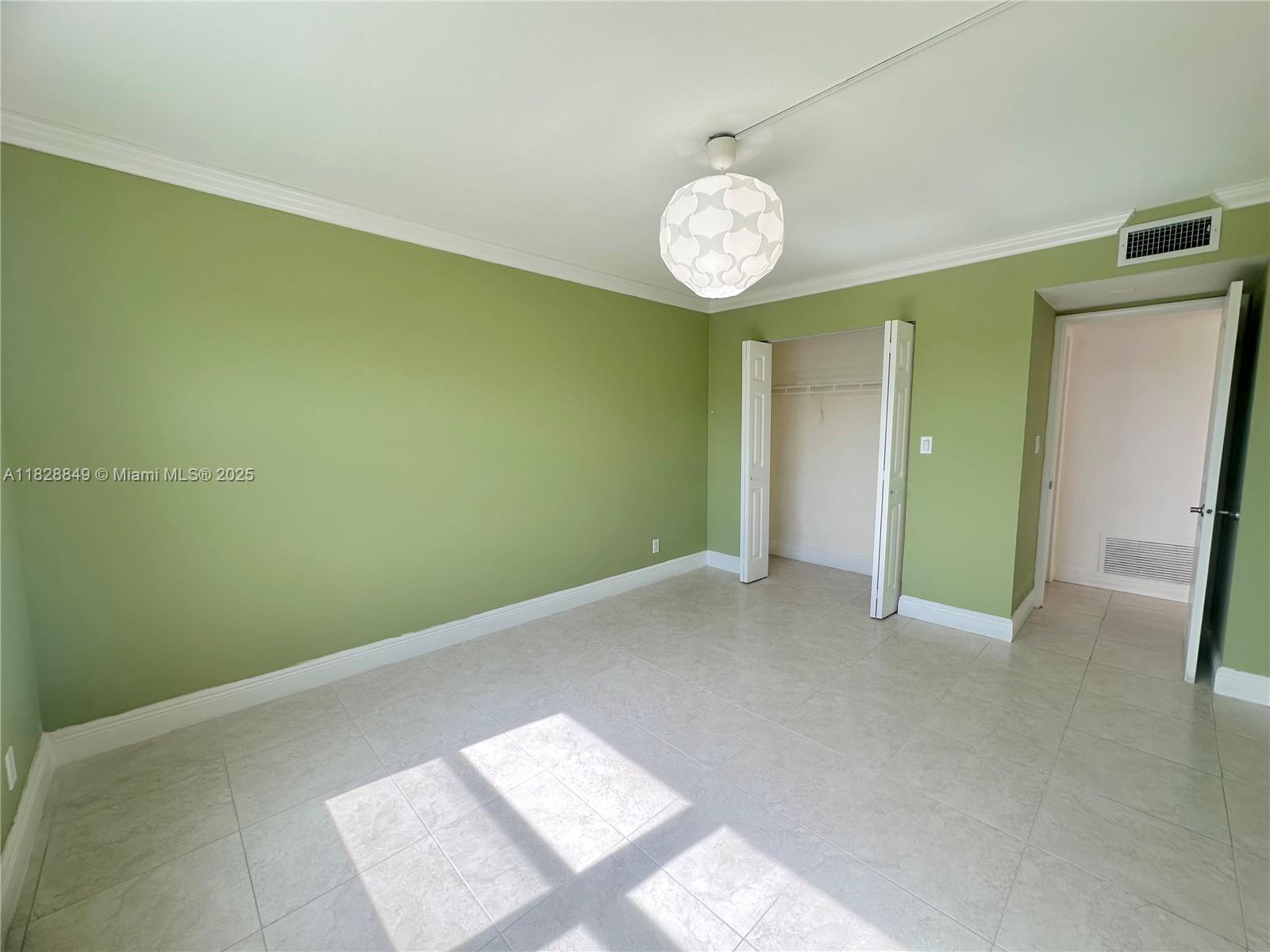 VICTORIA PARK TOWER CONDO - Residential