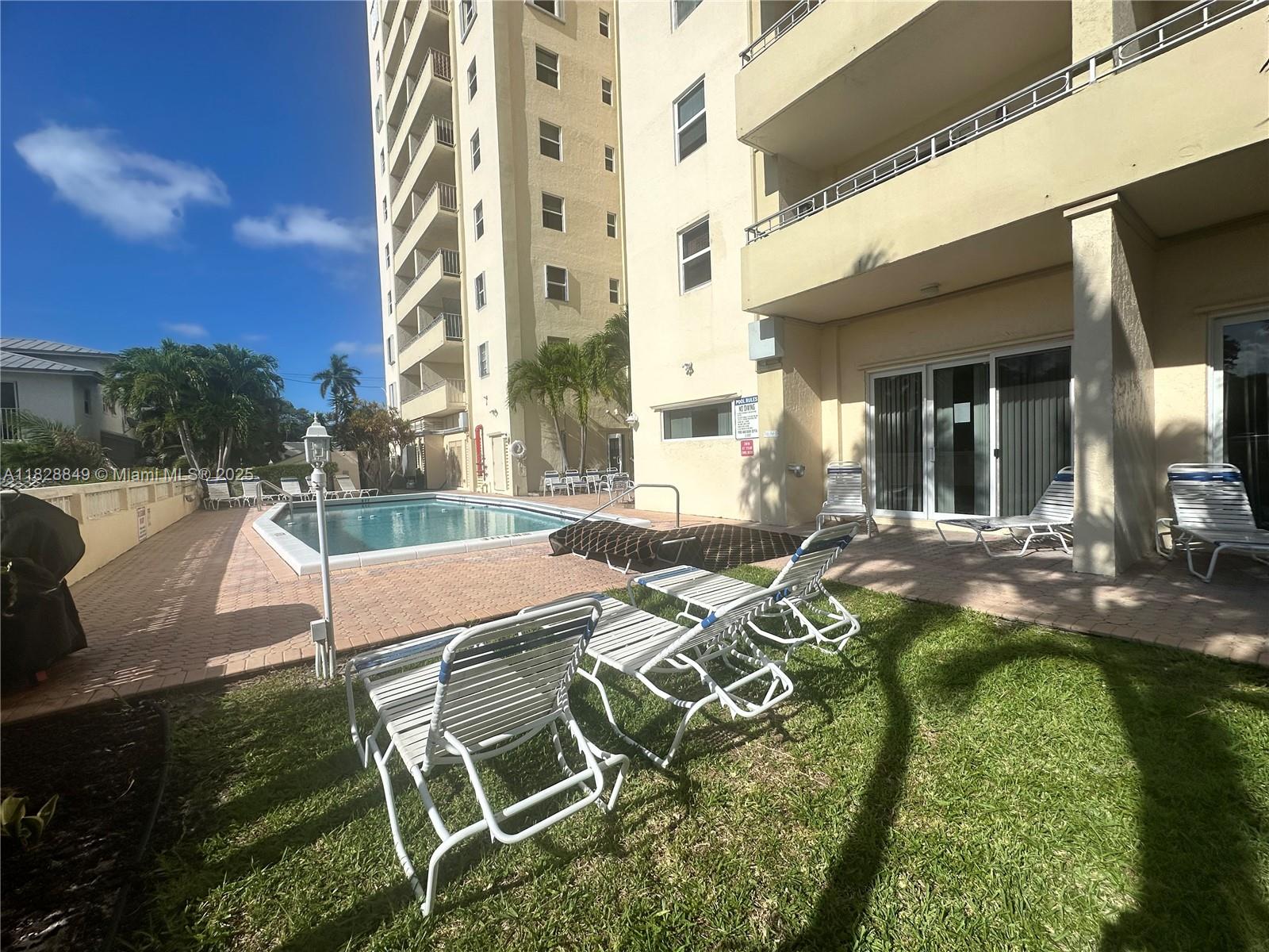 VICTORIA PARK TOWER CONDO - Residential